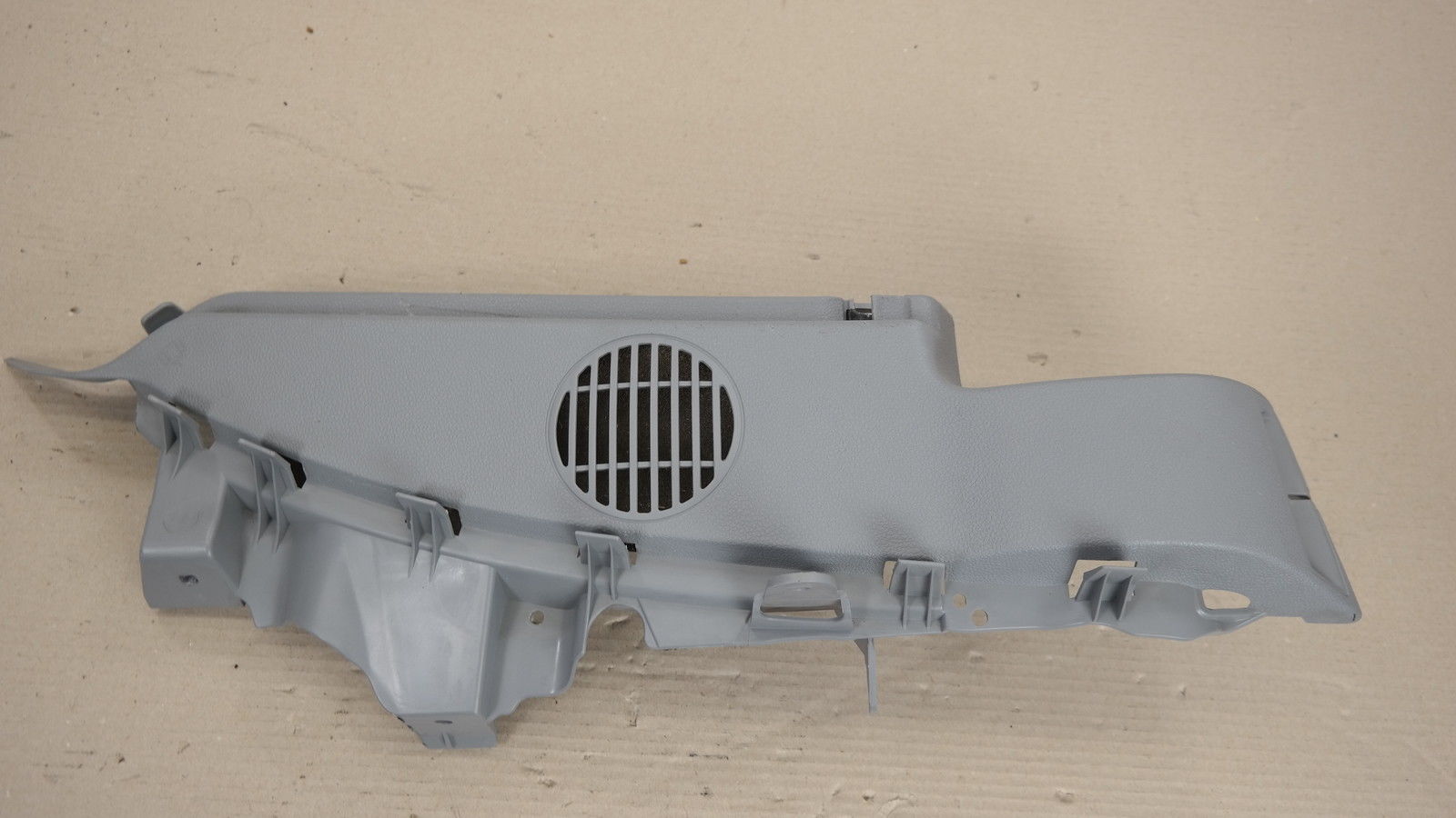 BMW 1 Series E81 Support Rear Window Parcel Shelf Right O/S Alaska Grey 7119504