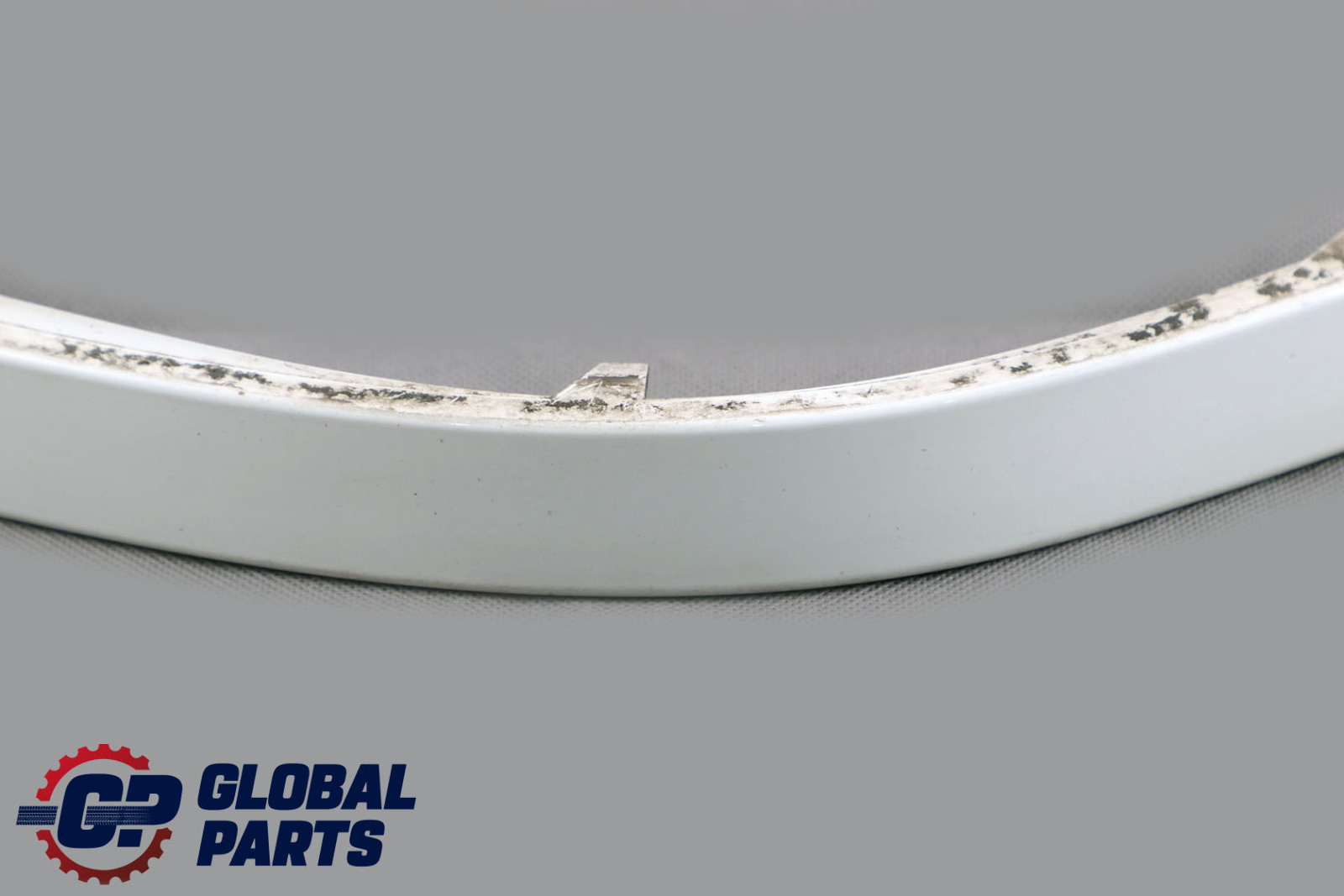 BMW 7 Series E65 Rear Right Bumper Finisher Moulding Trim O/S Alpinweiss 3