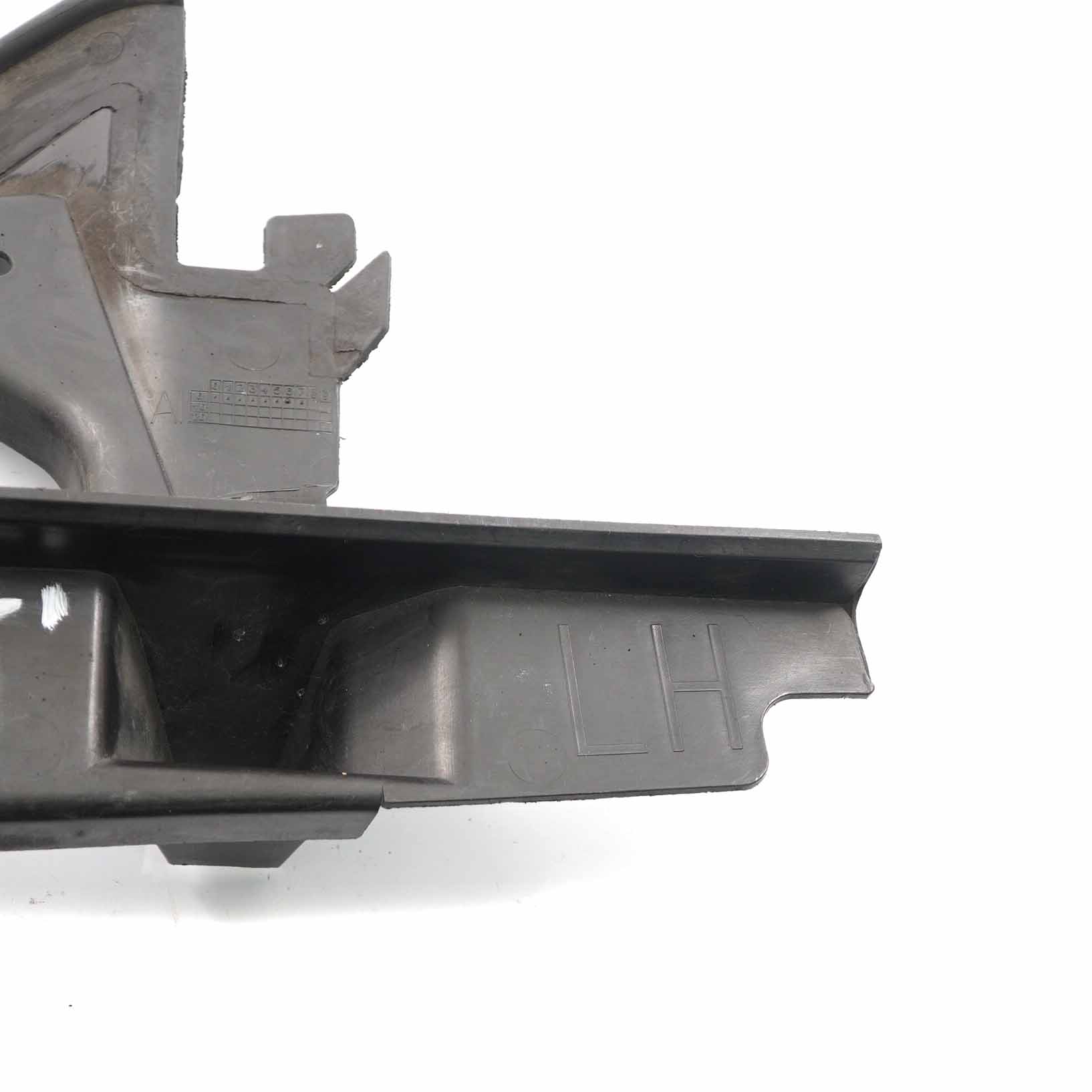 BMW Z4 E85 E86 Front Bumper Air Duct Center Lower Left N/S 7012721