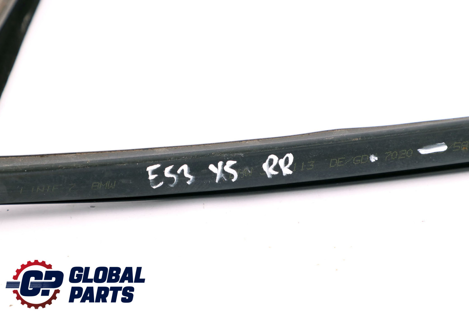 BMW X5 Series E53 REAR RIGHT WINDOW GUIDE O/S 51357020584 7020584