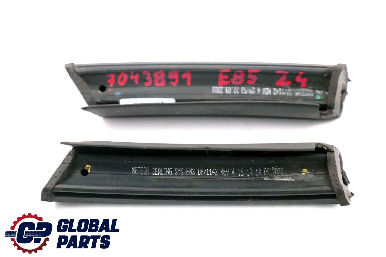 BMW Z4 Series E85 Front Channel Seal Window Guide Front Left Right Set Roof Top