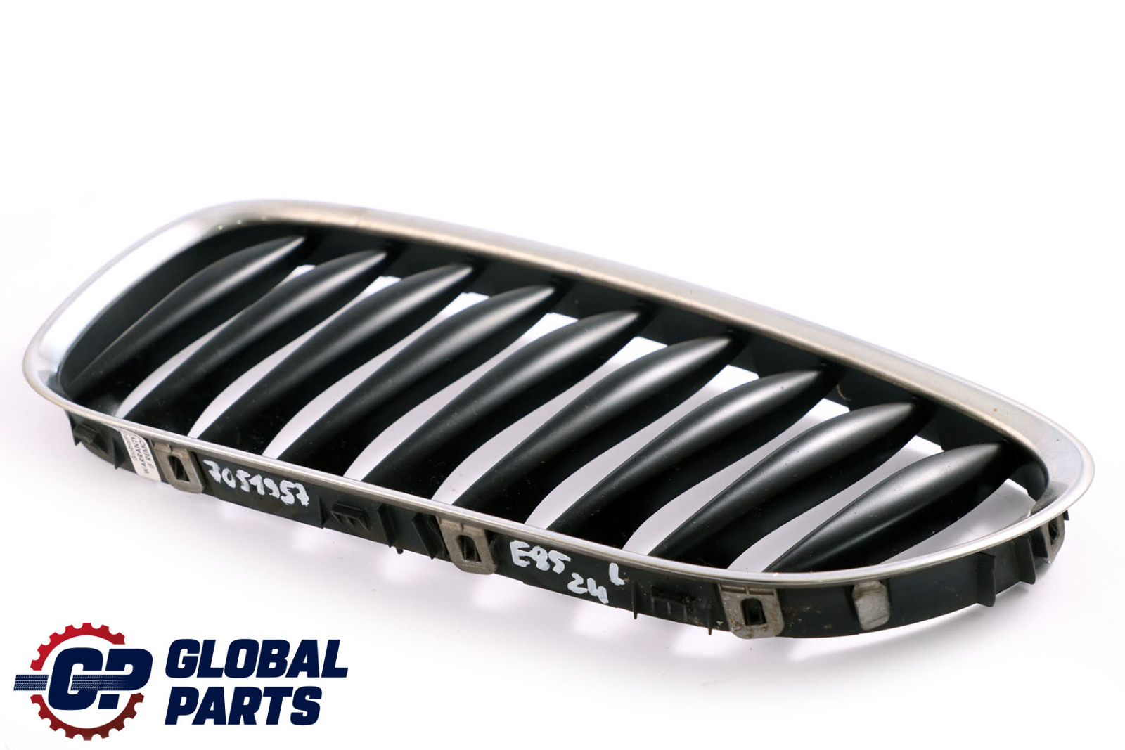 BMW Z4 Series E85 E86 Front Bumper Centre Grille Left N/S Chrome 7051957