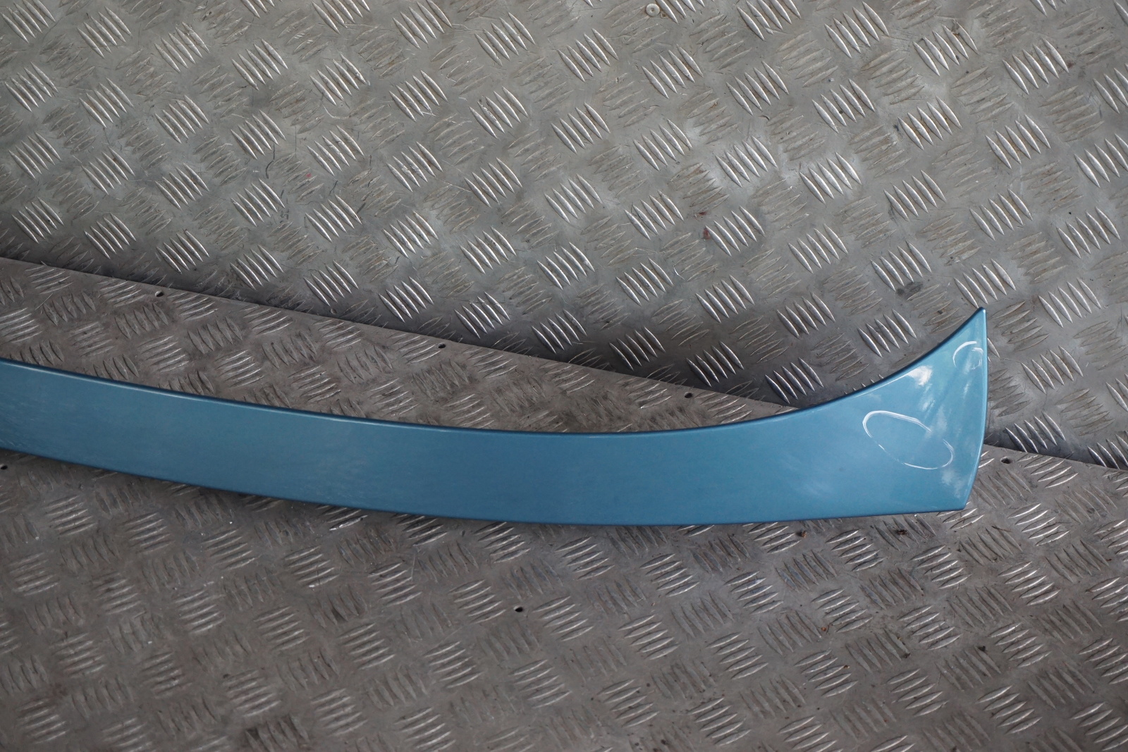 BMW Z4 Series E85 Rear Window Frame Trim Panel Cover Maledivenblau Blue