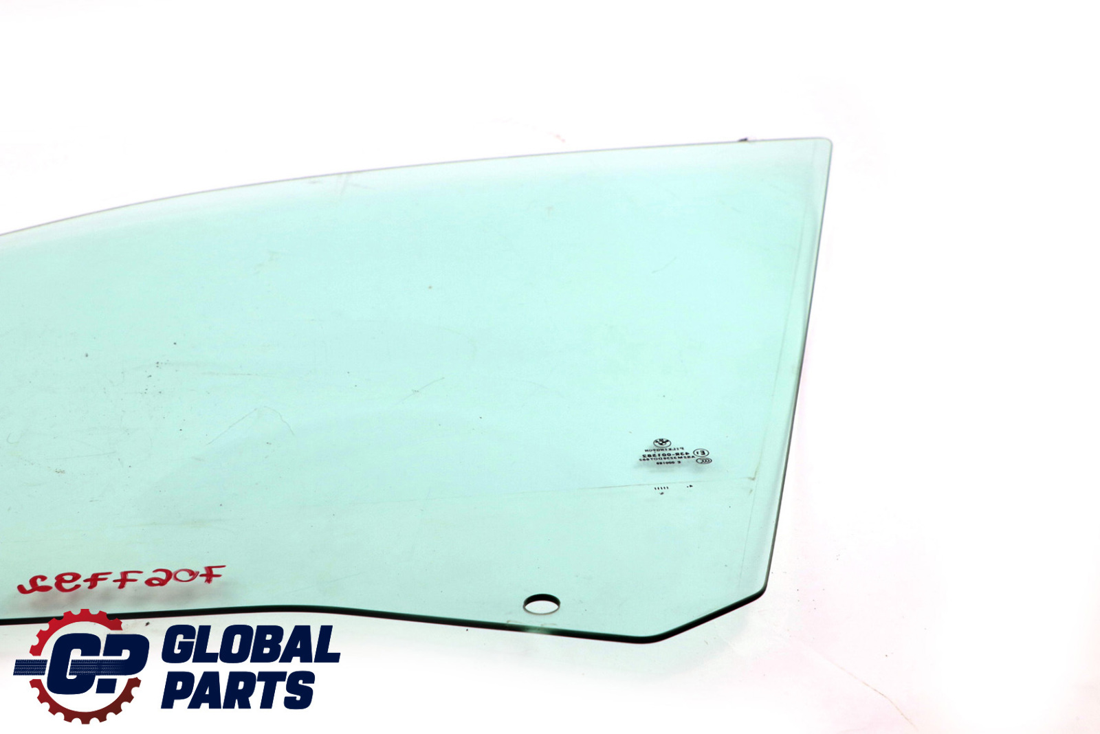 BMW 1 Series E87 Front Right Driver Side Door Window Glass O/S 51337067792