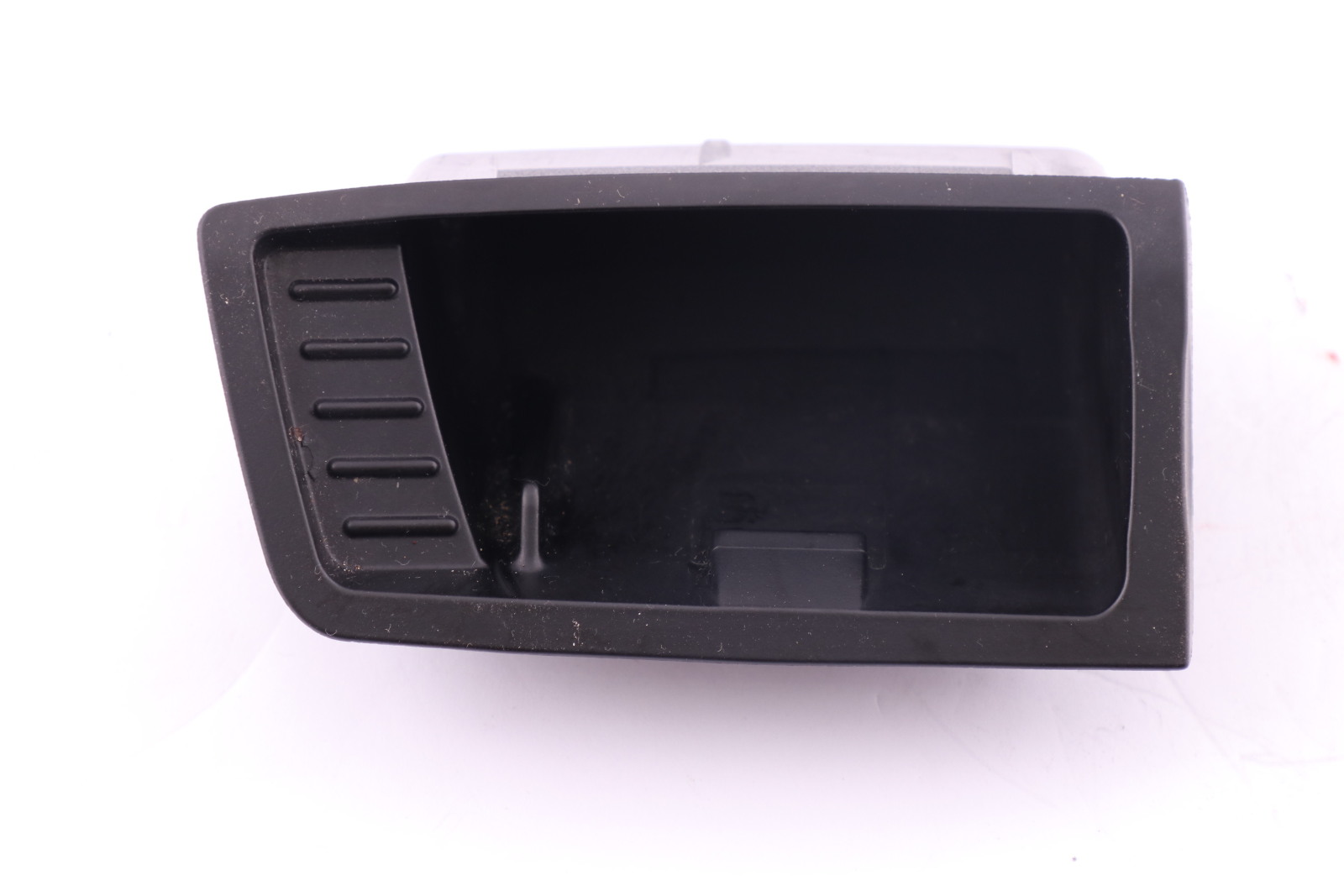 BMW E81 E82 E87 E88 E90 E91 E92 E93 Ash Tray Ashtray Insert Dash Console 7078573