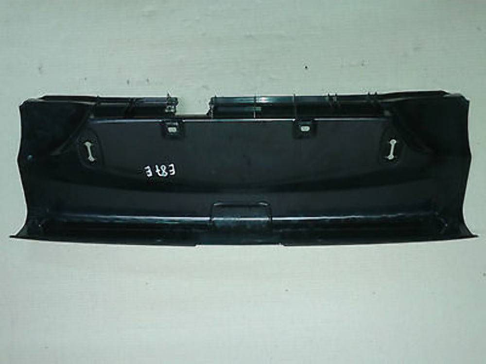 BMW 1 SERIES E81 E87 E87N Cover catch bracket