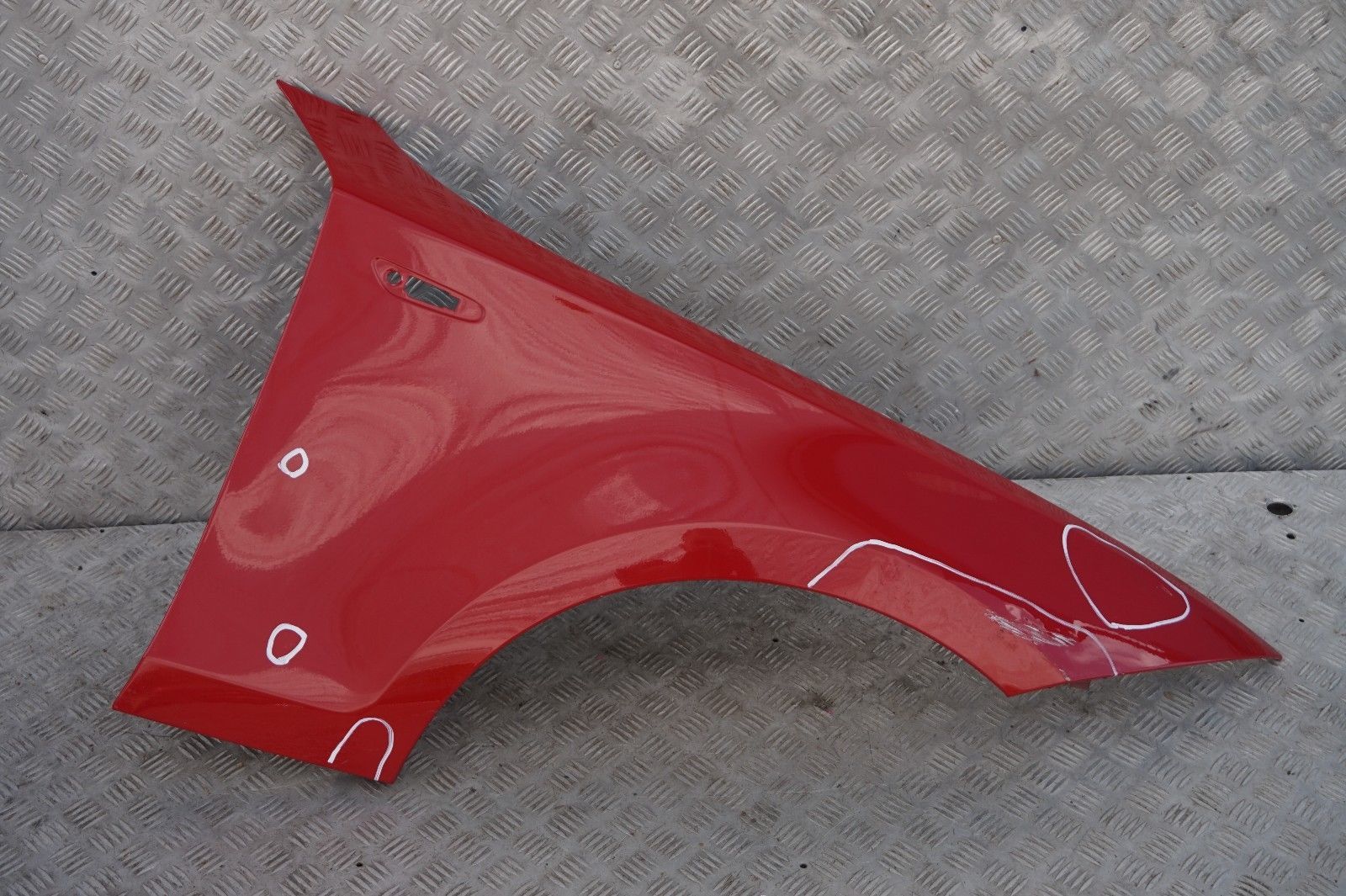 BMW 1 SERIES E81 E87 Side Panel Fender Wing Front Right O/S Japanrot Japan Red