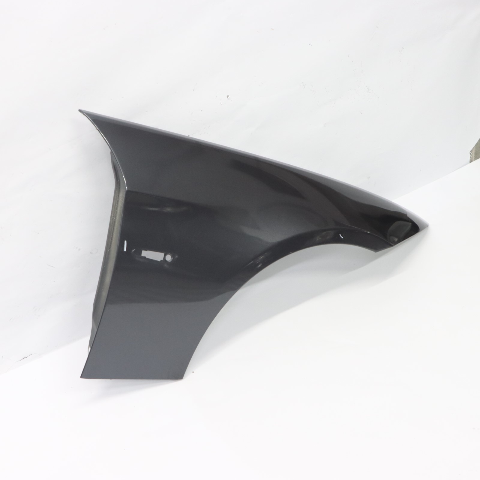 BMW E90 E91 Side Panel Fender Wing Front Right O/S Sparkling Graphite - A22