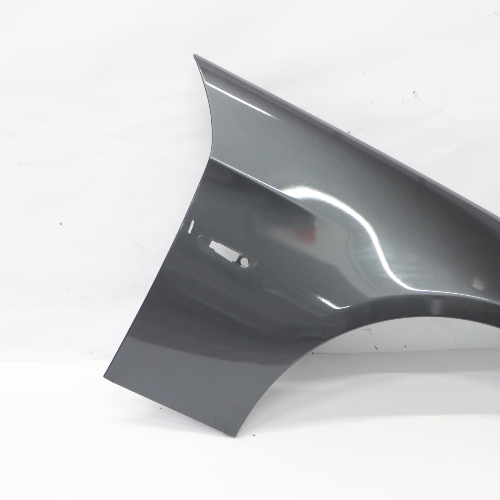 BMW E90 E91 Side Panel Fender Wing Front Right O/S Sparkling Graphite - A22