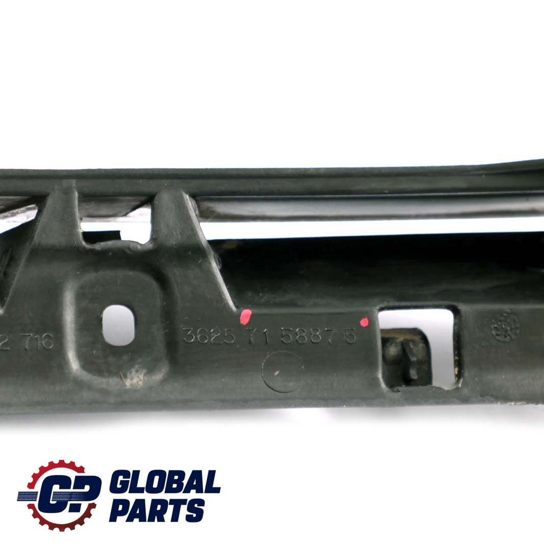 BMW Z4 E85 Roadster Cabrio Rear Bumper Centre Guide Mount Trim 7158875