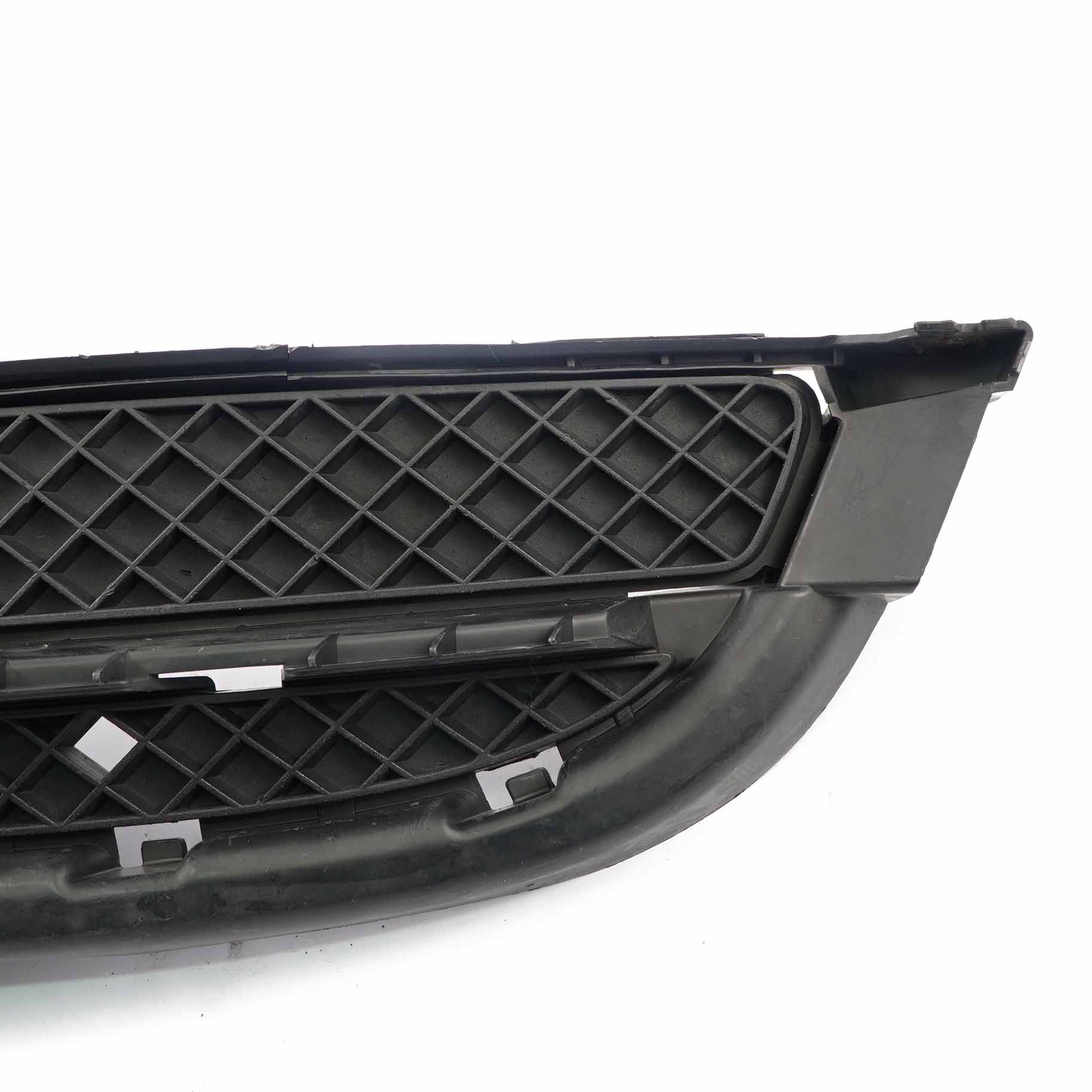 BMW E82 E88 Bumper Grid Front Left N/S Fog Lamp Grid Covering Panel 7166607