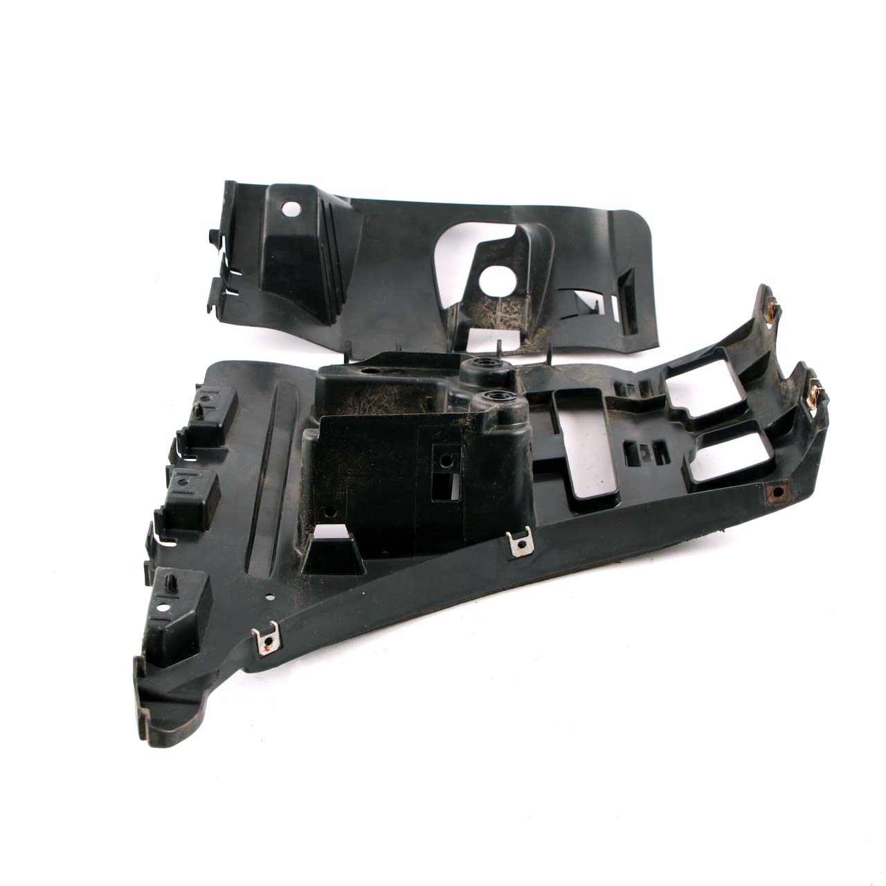 BMW 1 Series E82 E88 Coupe Cabrio Rear Bumper Right O/S Guide Bracket