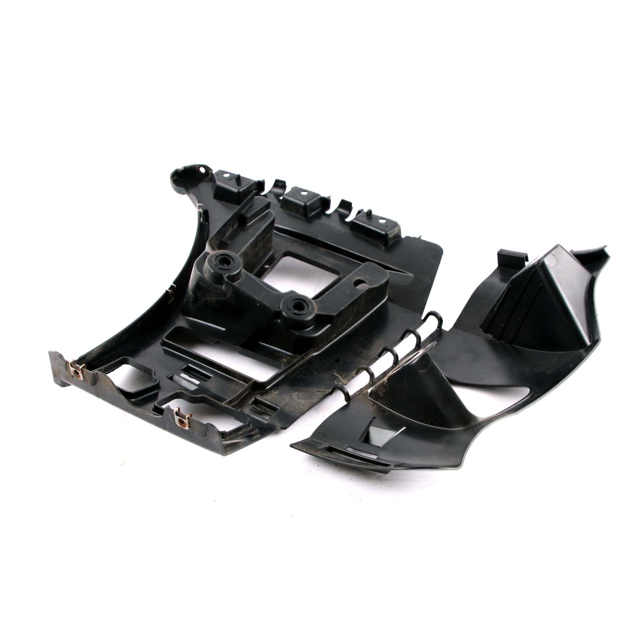 BMW 1 Series E82 E88 Coupe Cabrio Rear Bumper Right O/S Guide Bracket