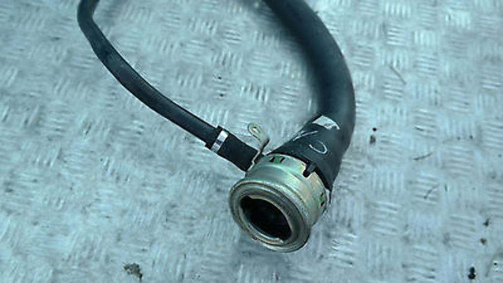 BMW X5 Series E53 PLASTIC FILLER PIPE PETROL 7175082 6750915