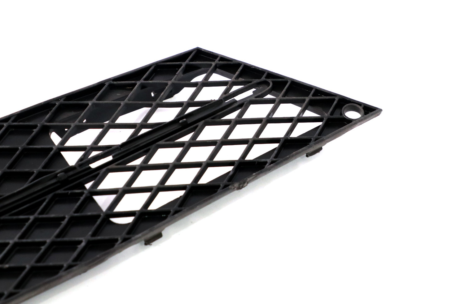 BMW 5 Series E60 E61 LCI Bottom Lower Front Bumper Grill Grille Cover Right O/S