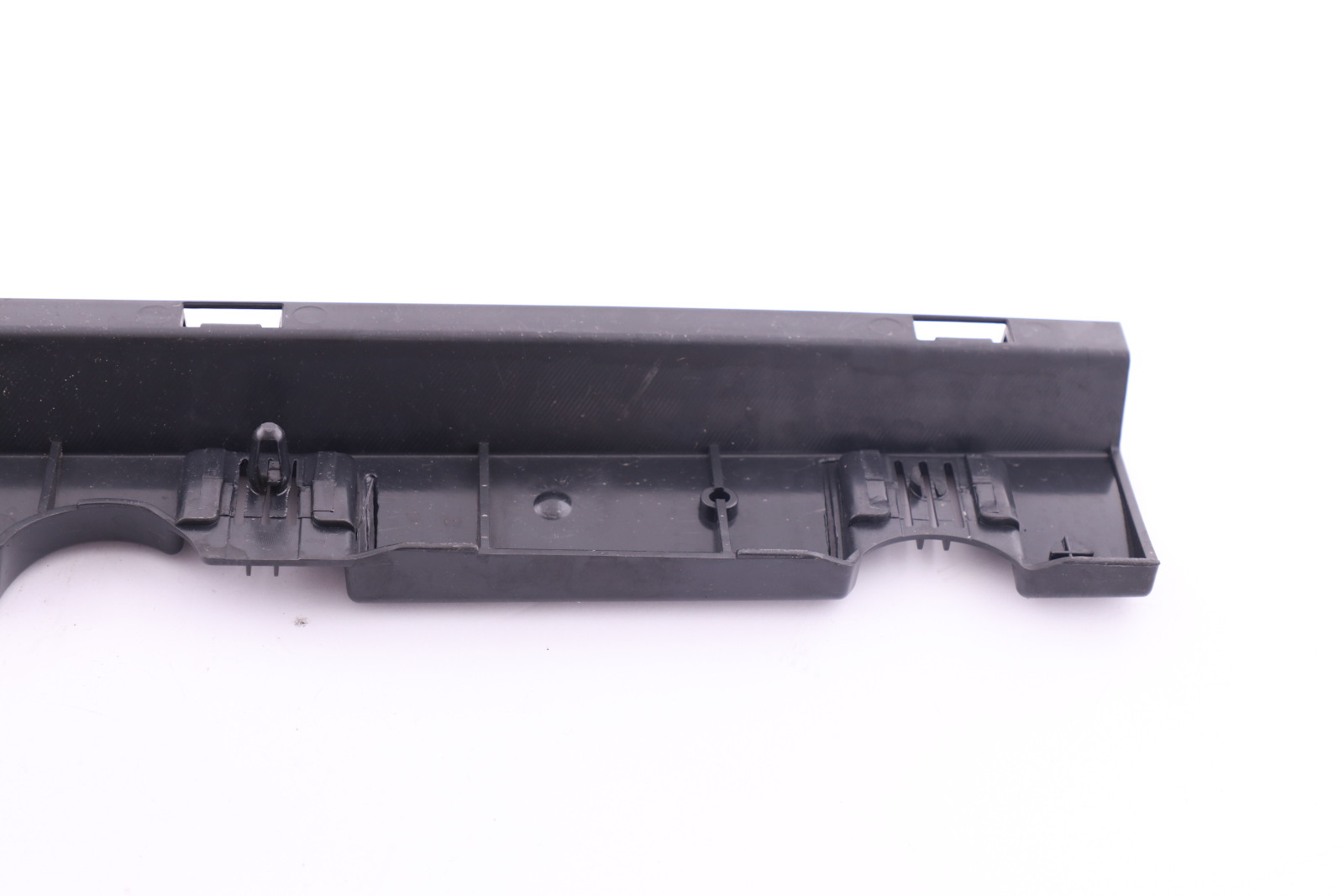 BMW 3 Series E90 E91 LCI Right door sill holding strip R3 O/S 7202660