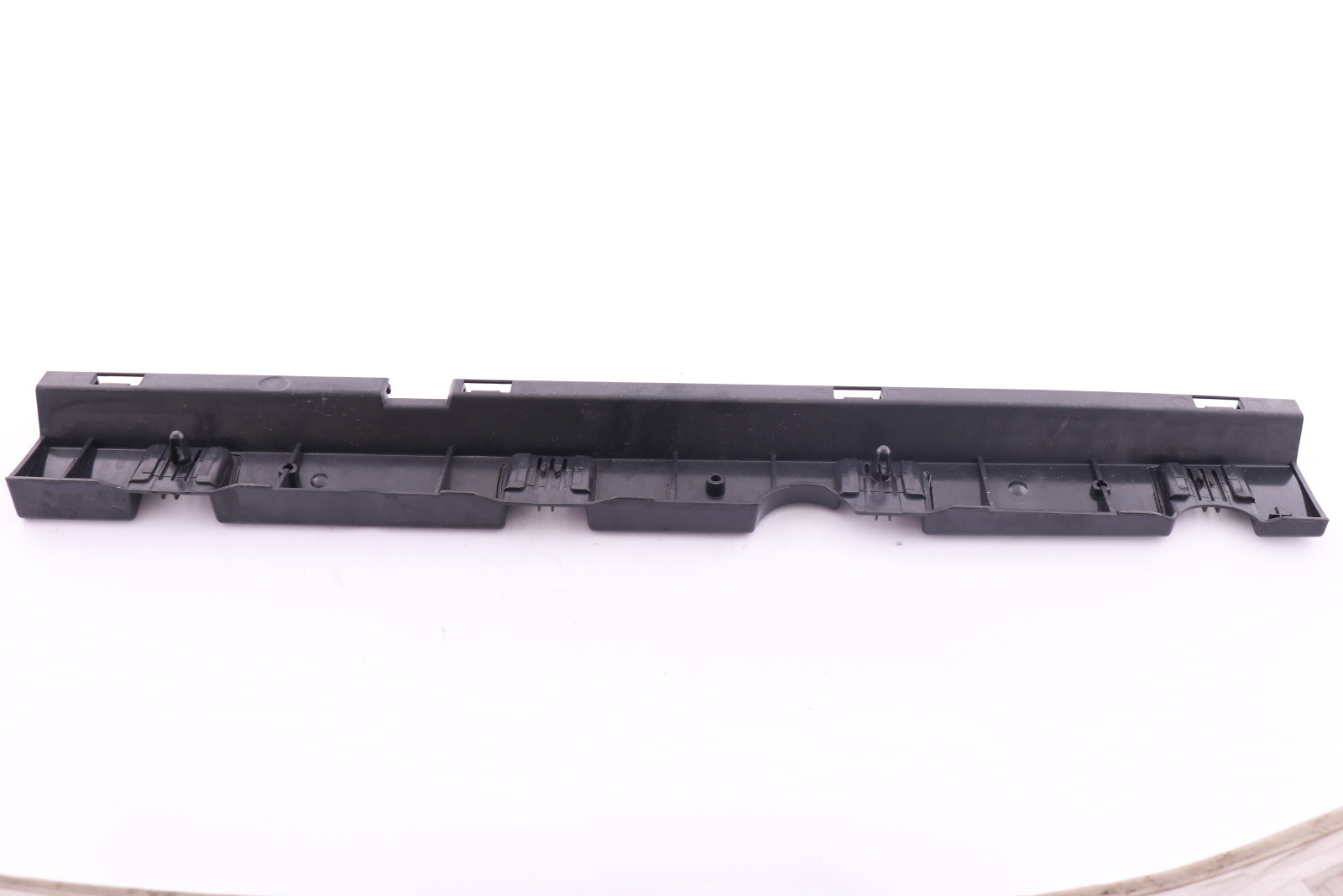 BMW 3 Series E90 E91 LCI Right door sill holding strip R3 O/S 7202660