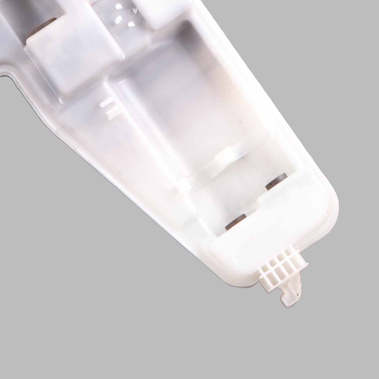 BMW X3 F25 Windshield Cleaning Washer Tank Bottle Container Reservoir 7213261