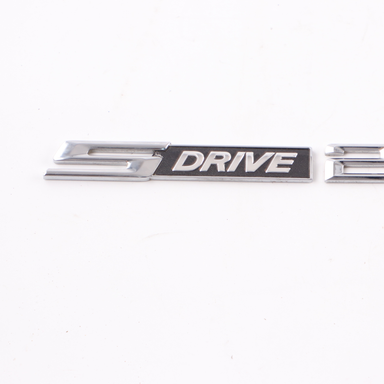 BMW Z4 E89 N20 Emblem Abzeichen Schriftzug SDrive 20i Logo Trim 7288174