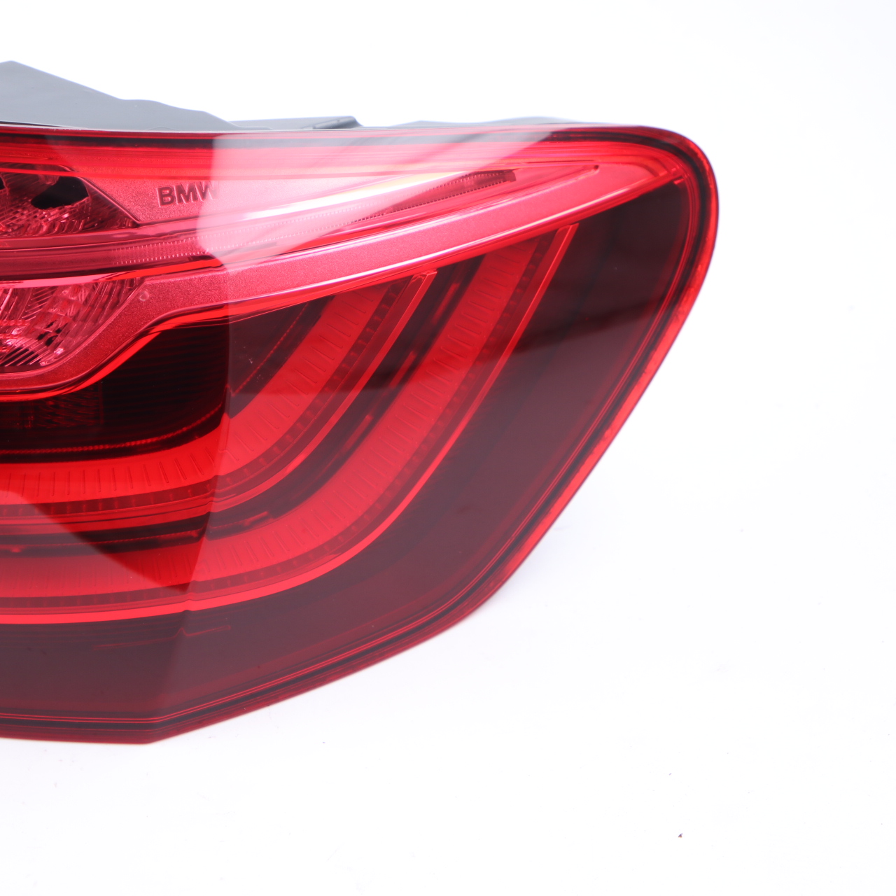 BMW F11 Touring Rear Light In The Side Panel Right O/S 7370346