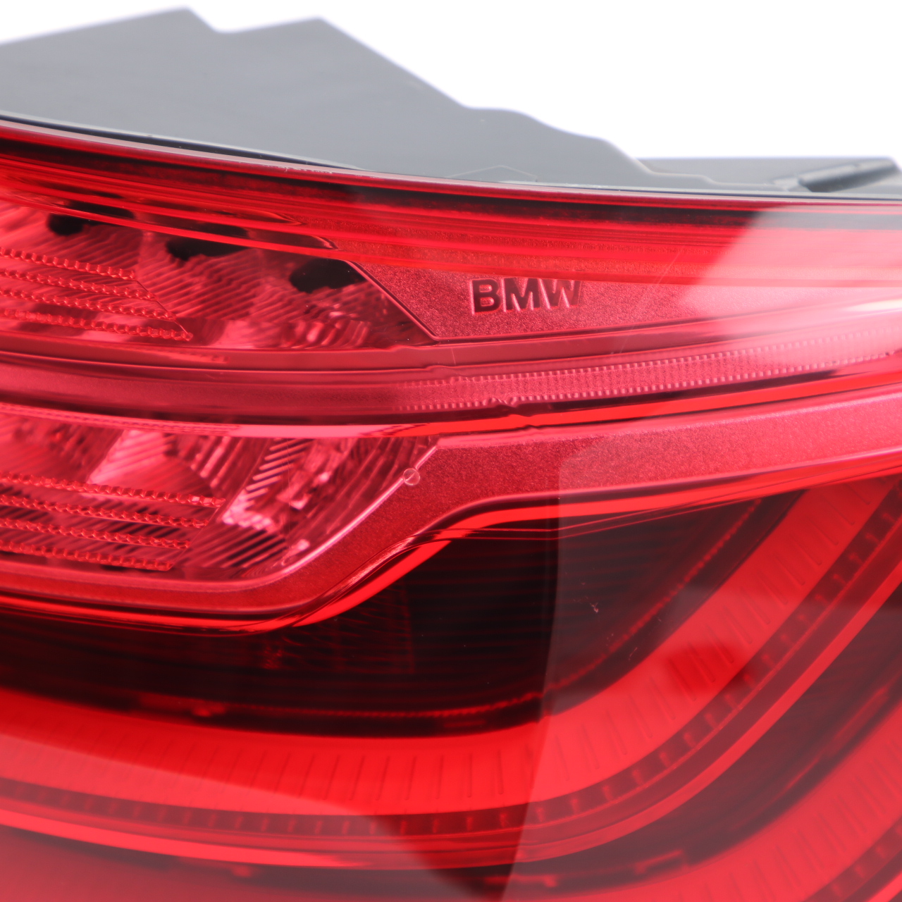 BMW F11 Touring Rear Light In The Side Panel Right O/S 7370346