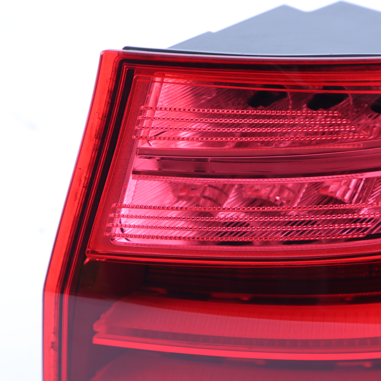 BMW F11 Touring Rear Light In The Side Panel Right O/S 7370346