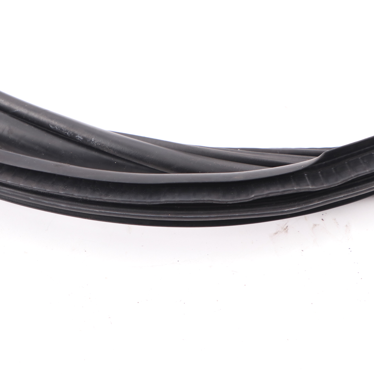 BMW F46 Door Seal Edge Protection Rear Left Right Rubber Gasket 7420056