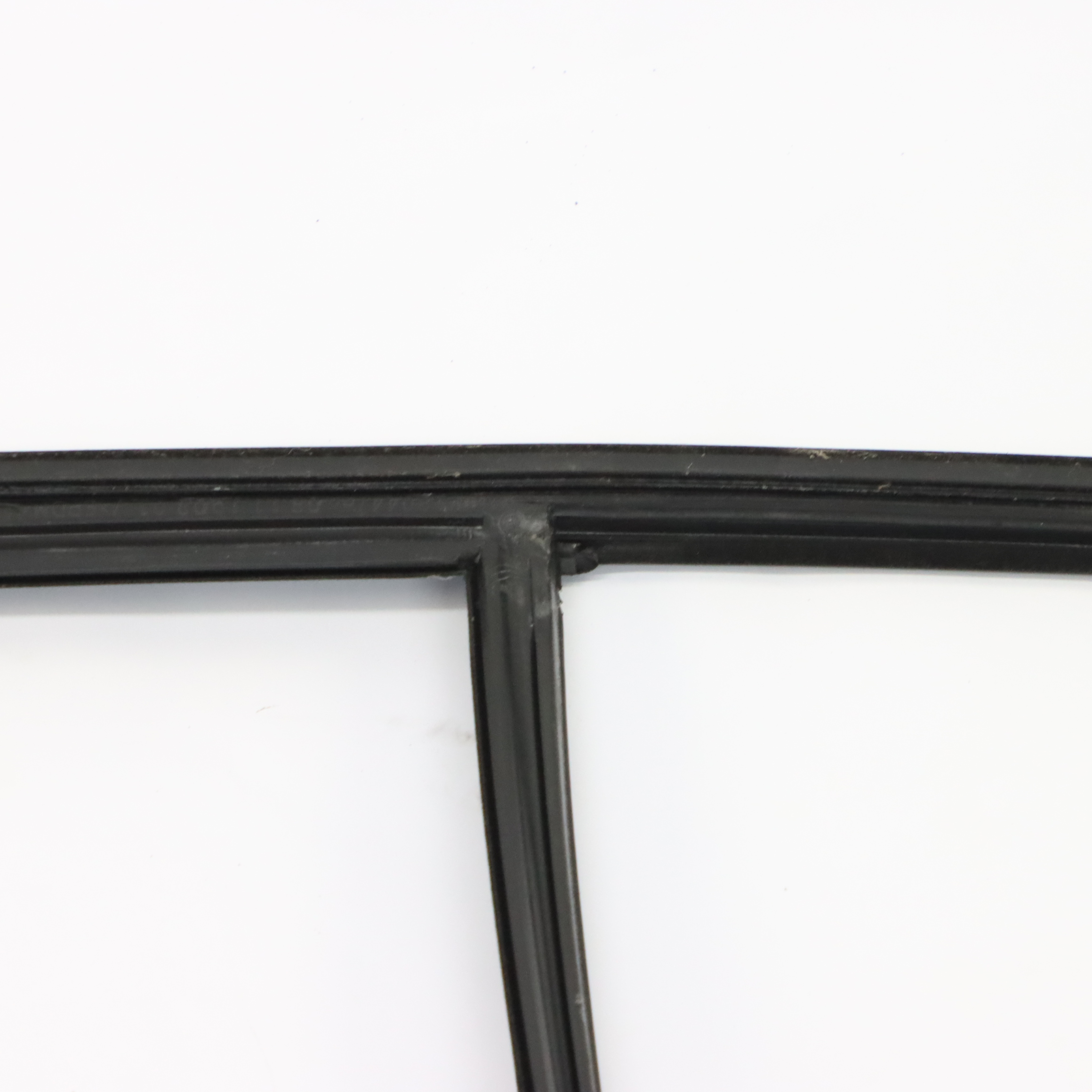 BMW F40 Window Guide Seal Rubber Gasket Rear Right O/S 7452346