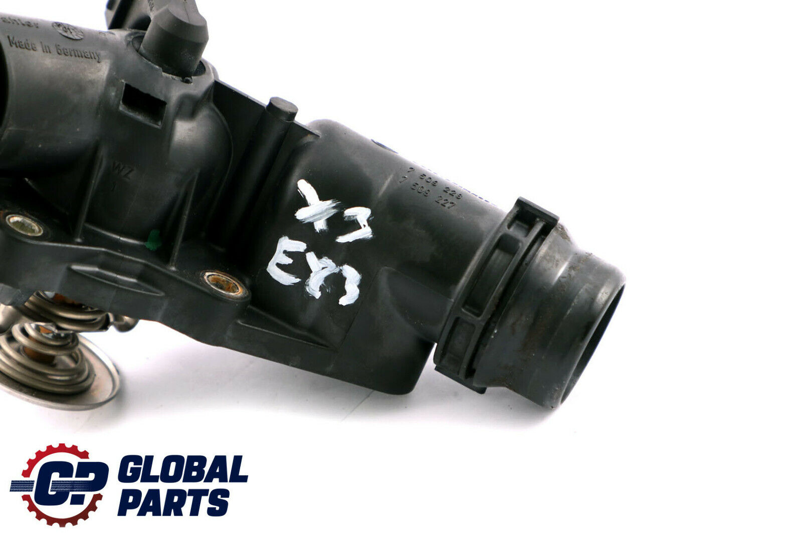 BMW X3 X5 7 E39 E46 E60 E65 E53 E83 E36 Thermostat Housing 7509228