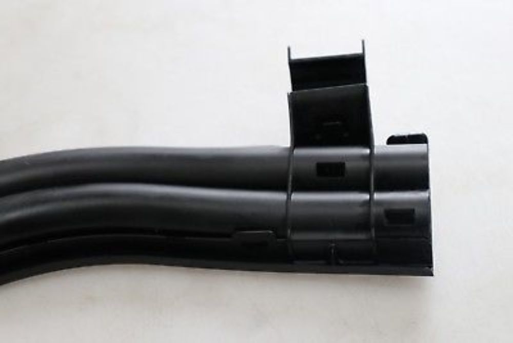 BMW Z4 Series E89 Bottom Battery Cable Trunking Duct Guide 7583199