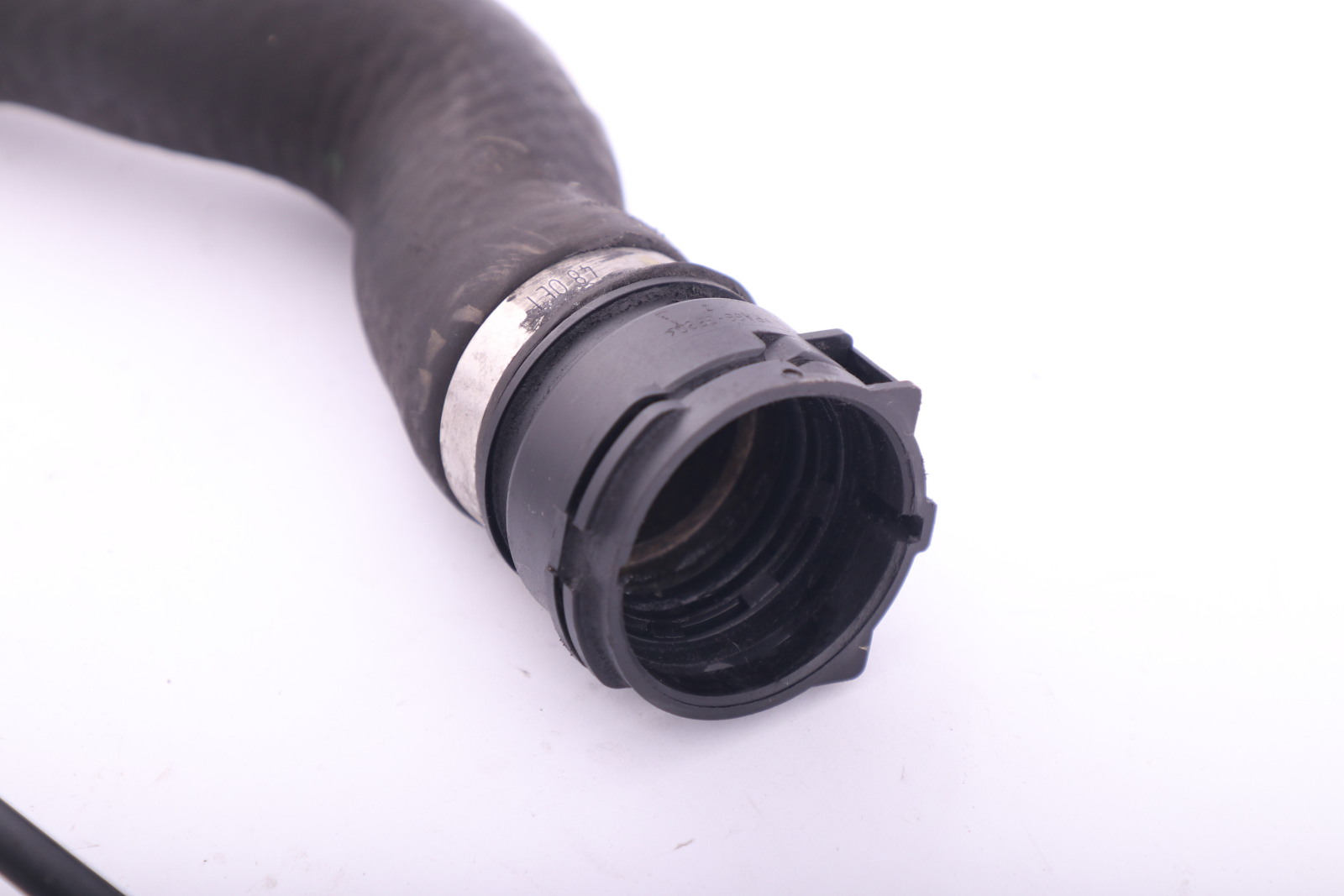 BMW E81 E87 E90 E91 E92 Radiator Engine Cooling Hose Pipe Petrol 7618510