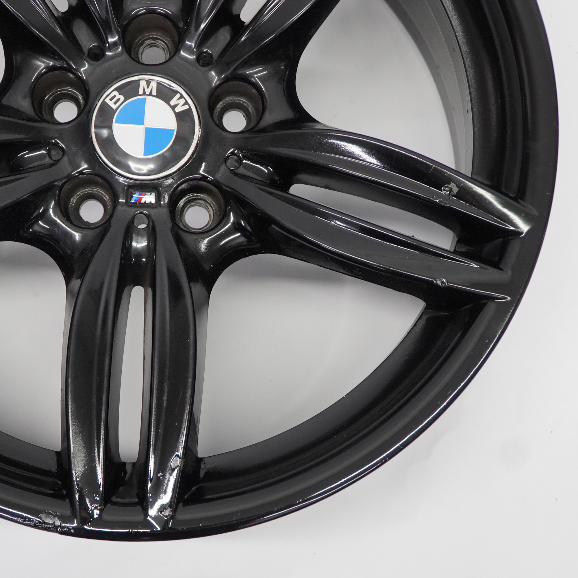 BMW F10 F11 F12 Jante avant en alliage noir 19" 8,5J M Double rayon 351 7842652