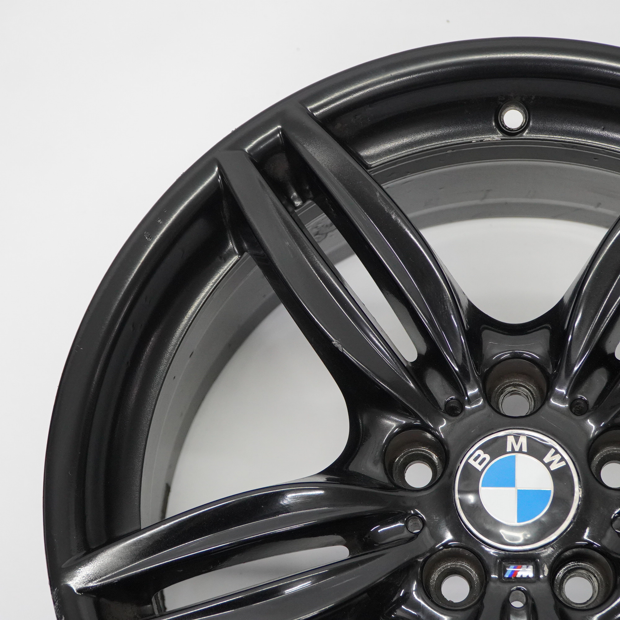 BMW F10 F11 F12 Jante avant en alliage noir 19" 8,5J M Double rayon 351 7842652