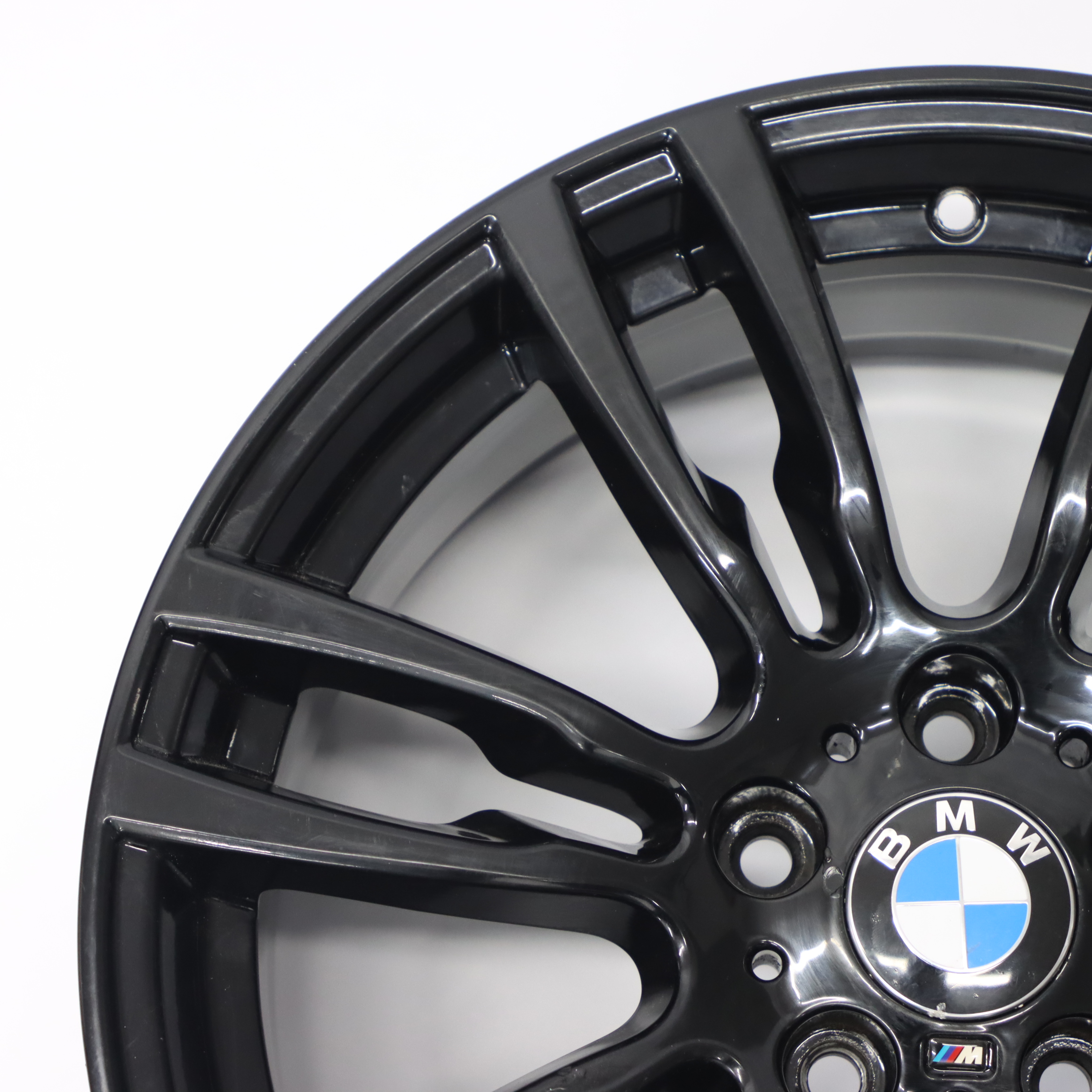 BMW F30 F31 F32 Jante alliage noire 19" 8J ET:36 M Star Spoke 403 7845882