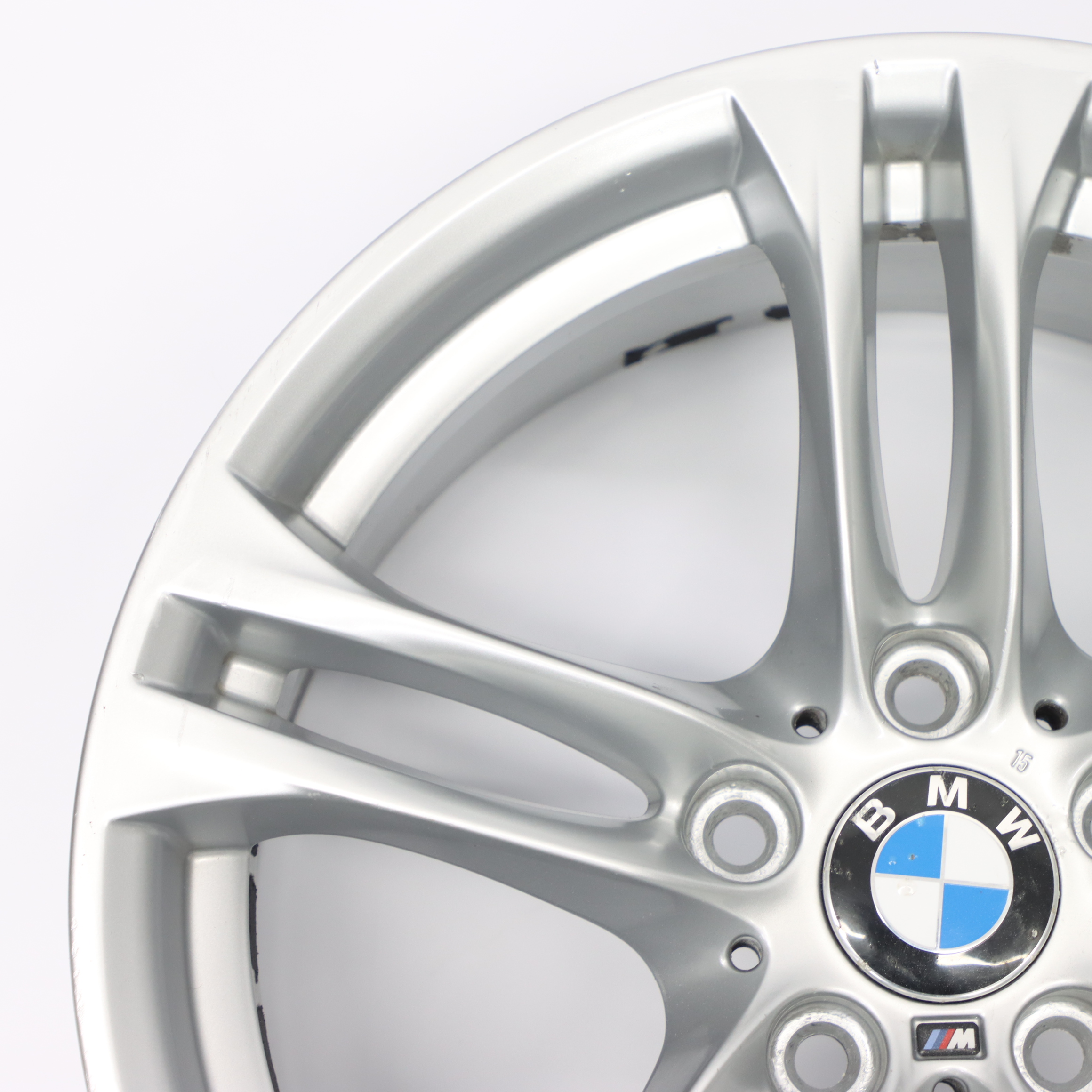 BMW F10 F11 F06 F12 F13 Jante Alu 18" 8J ET:30 M Double Rayon 613 7848572