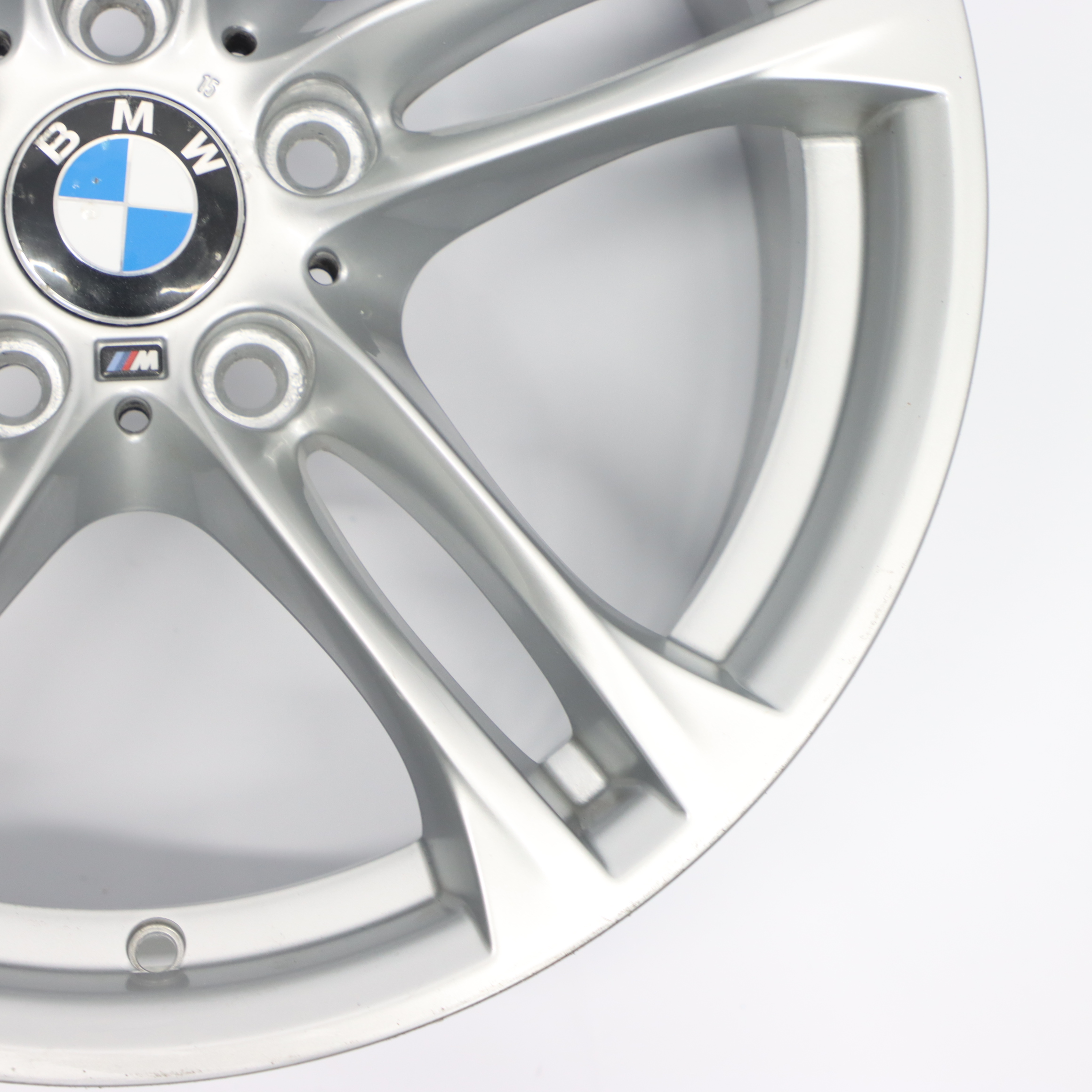 BMW F10 F11 F06 F12 F13 Jante Alu 18" 8J ET:30 M Double Rayon 613 7848572