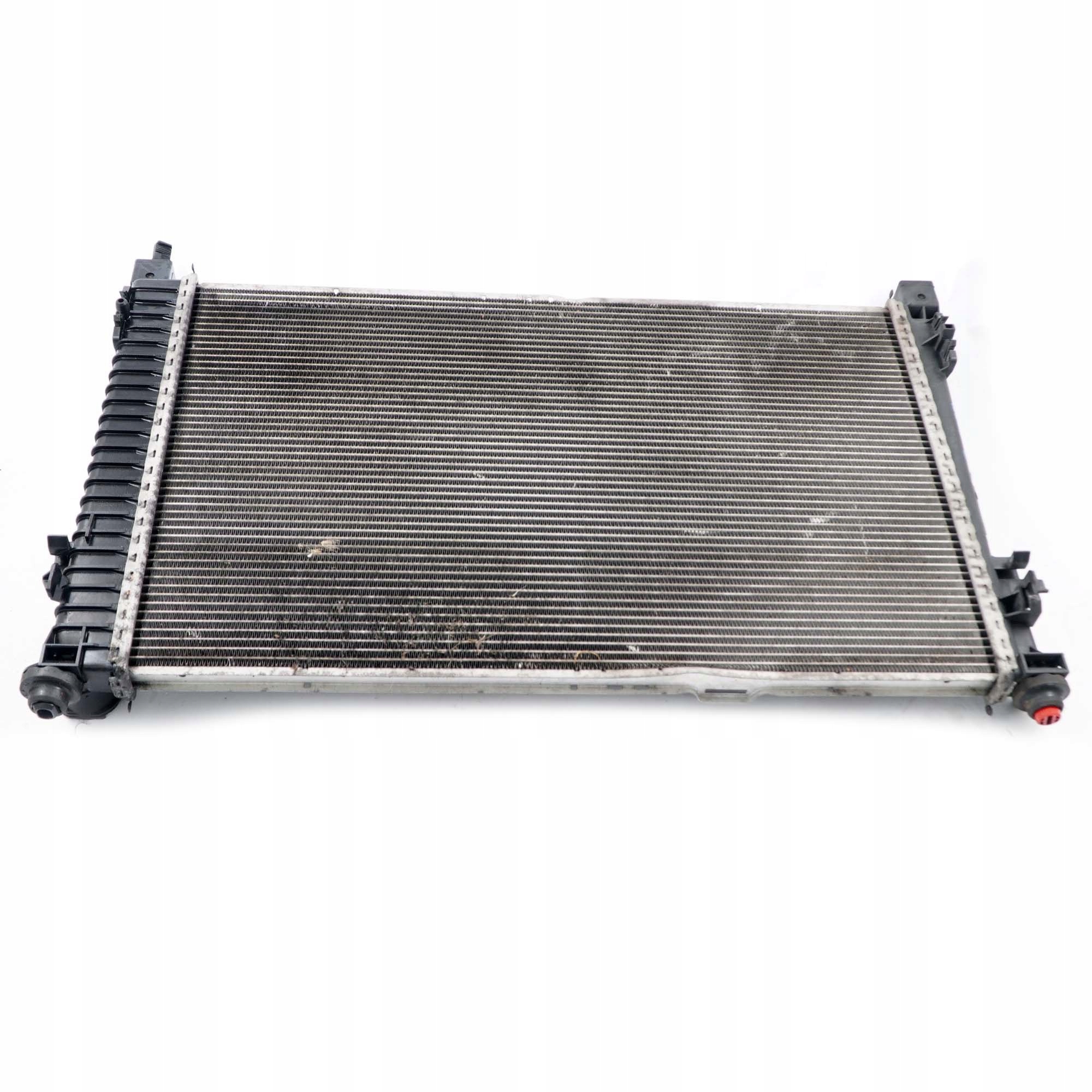 Mercedes-Benz C-Klasse W203 Motorkühlung Kühler Radiator Benzin A2035000503