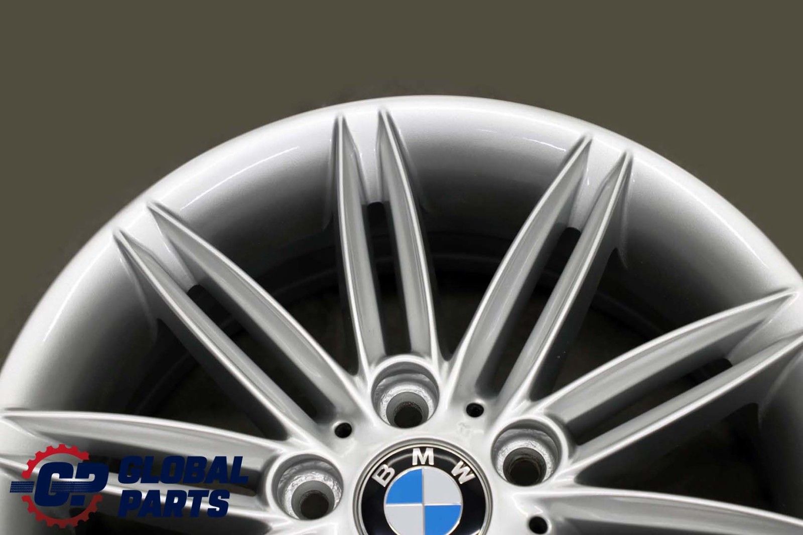 BMW 1 er E81 E87 Alu Felge Felgen Alufelge 17" M Doppelspeiche 207 7J 8036937