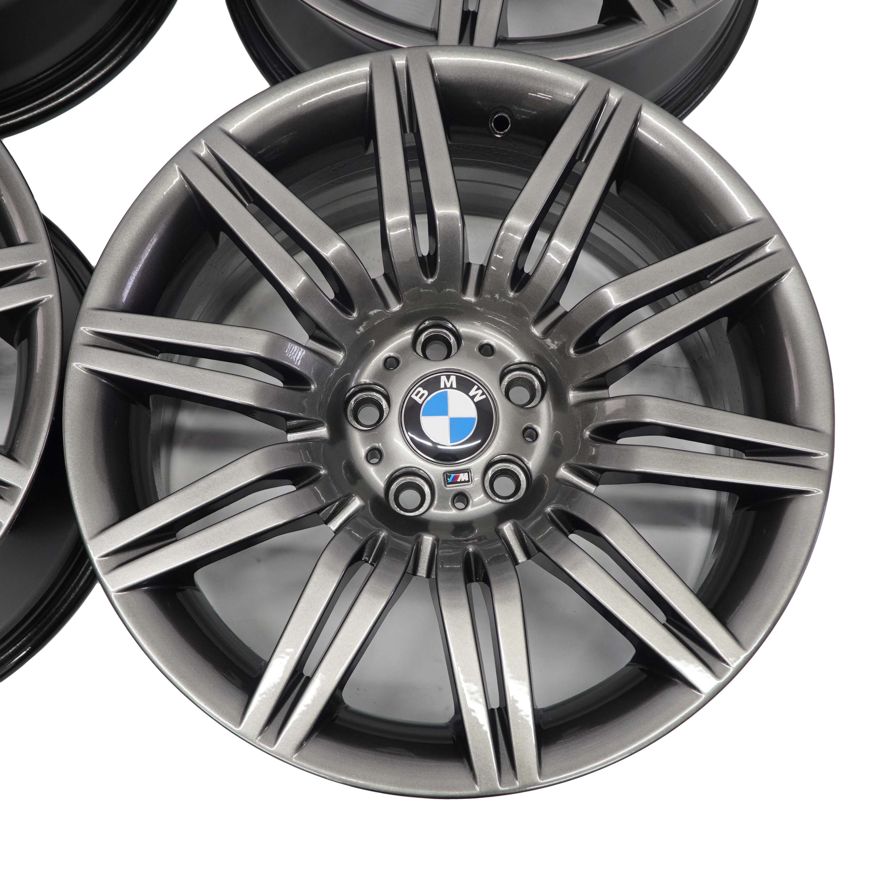 BMW E60 Grau Komplettes 4x Rad Alufelgen Alu Felge 19" M Doppelspeiche 172 