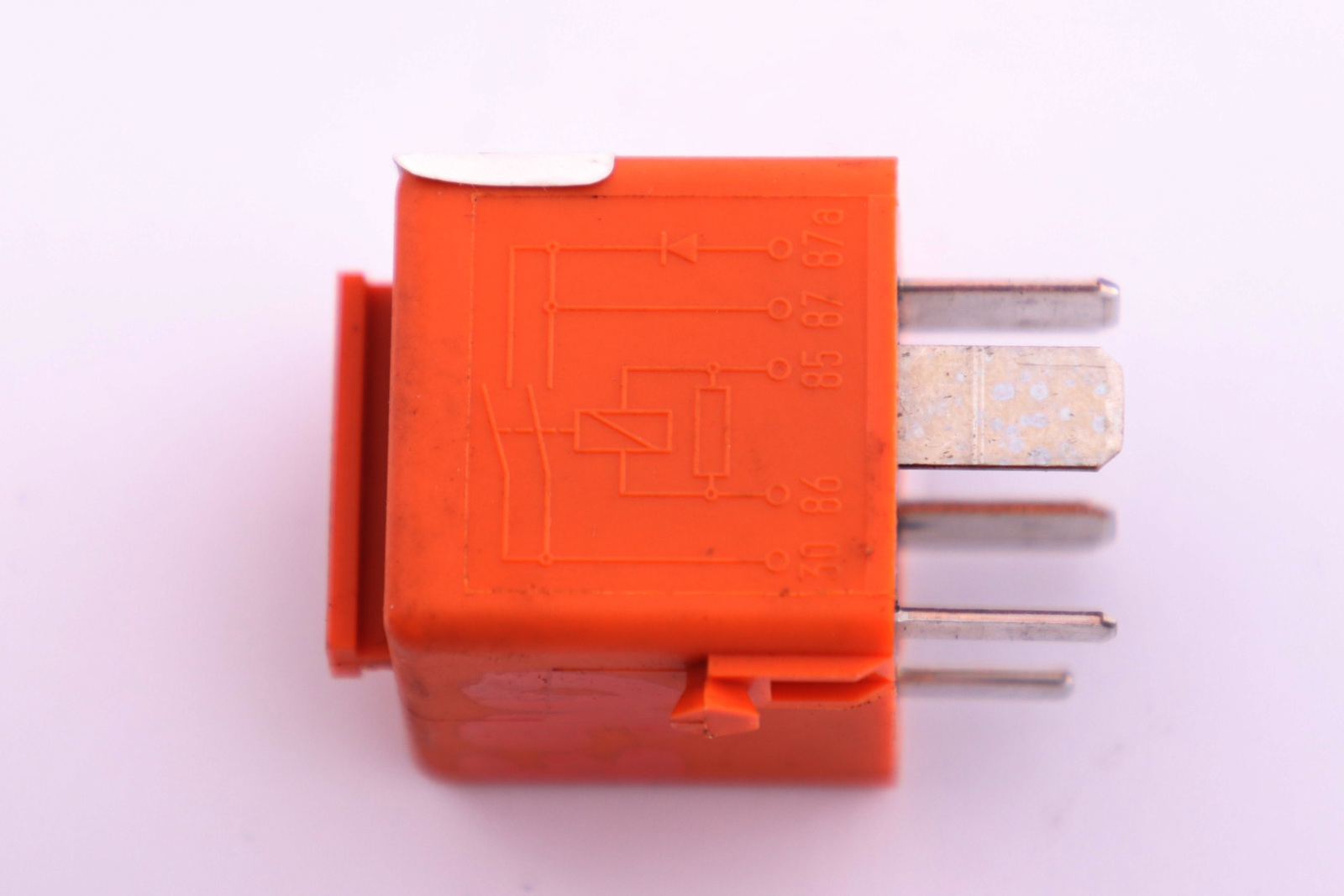 BMW 3 5 6 Series E60 E63 R50 R52 Relay Make Contact Orange 8366646