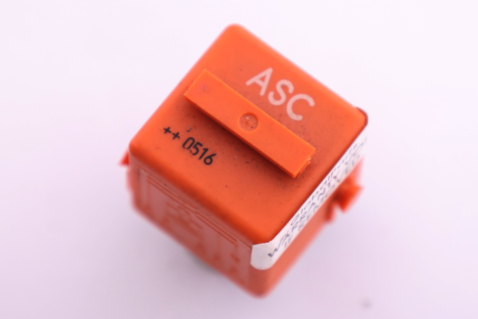 BMW 3 5 6 Series E60 E63 R50 R52 Relay Make Contact Orange 8366646