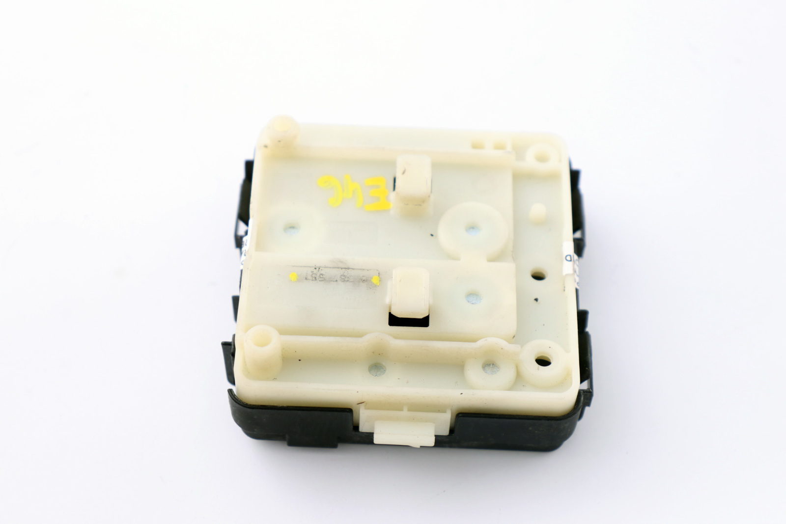 BMW 3 Series E46 Battery Positive Cable Fuse Box Base B  8387551