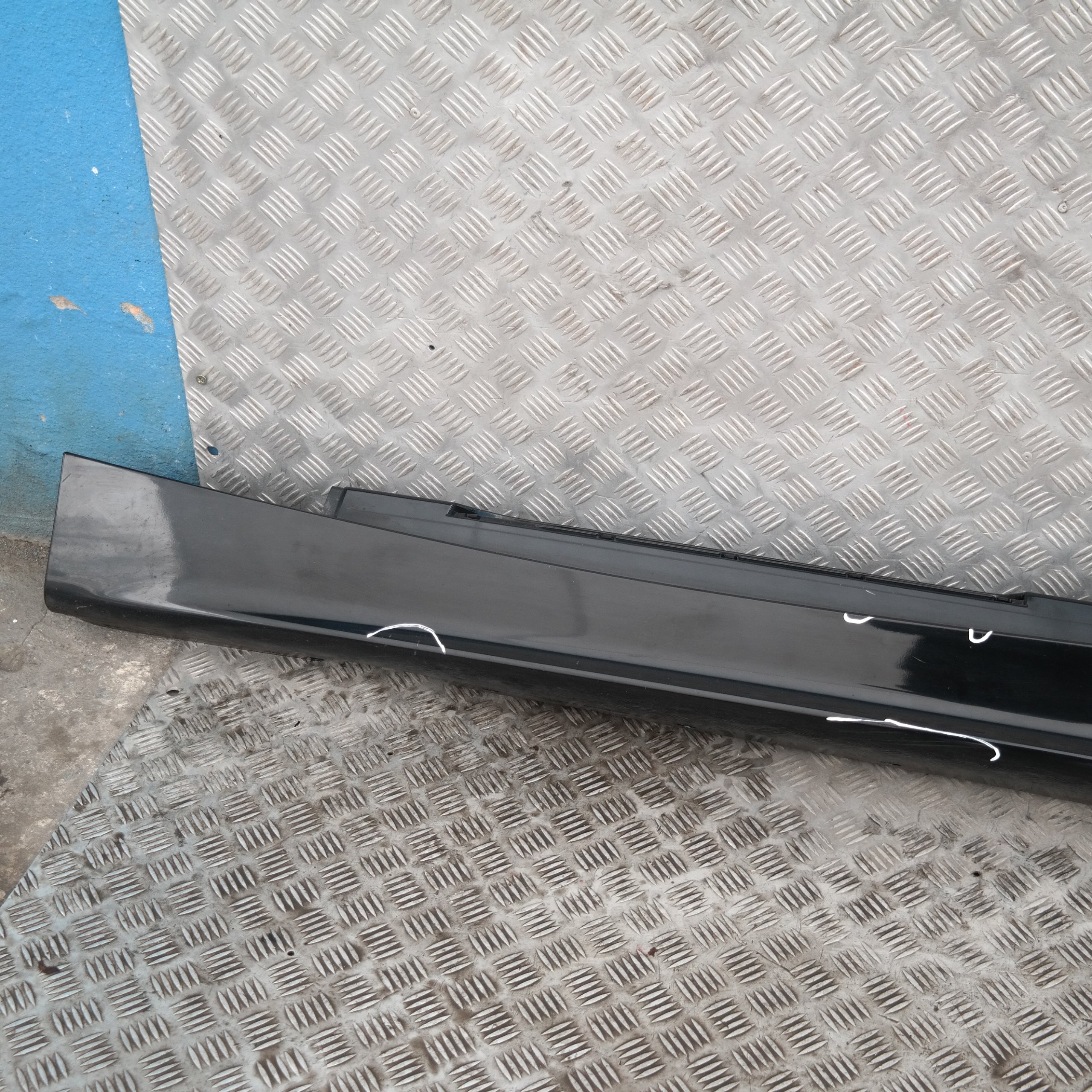 BMW 1 SERIES 12 E87 Sill strip side skirt left N/S Black Sapphire Metallic - 475