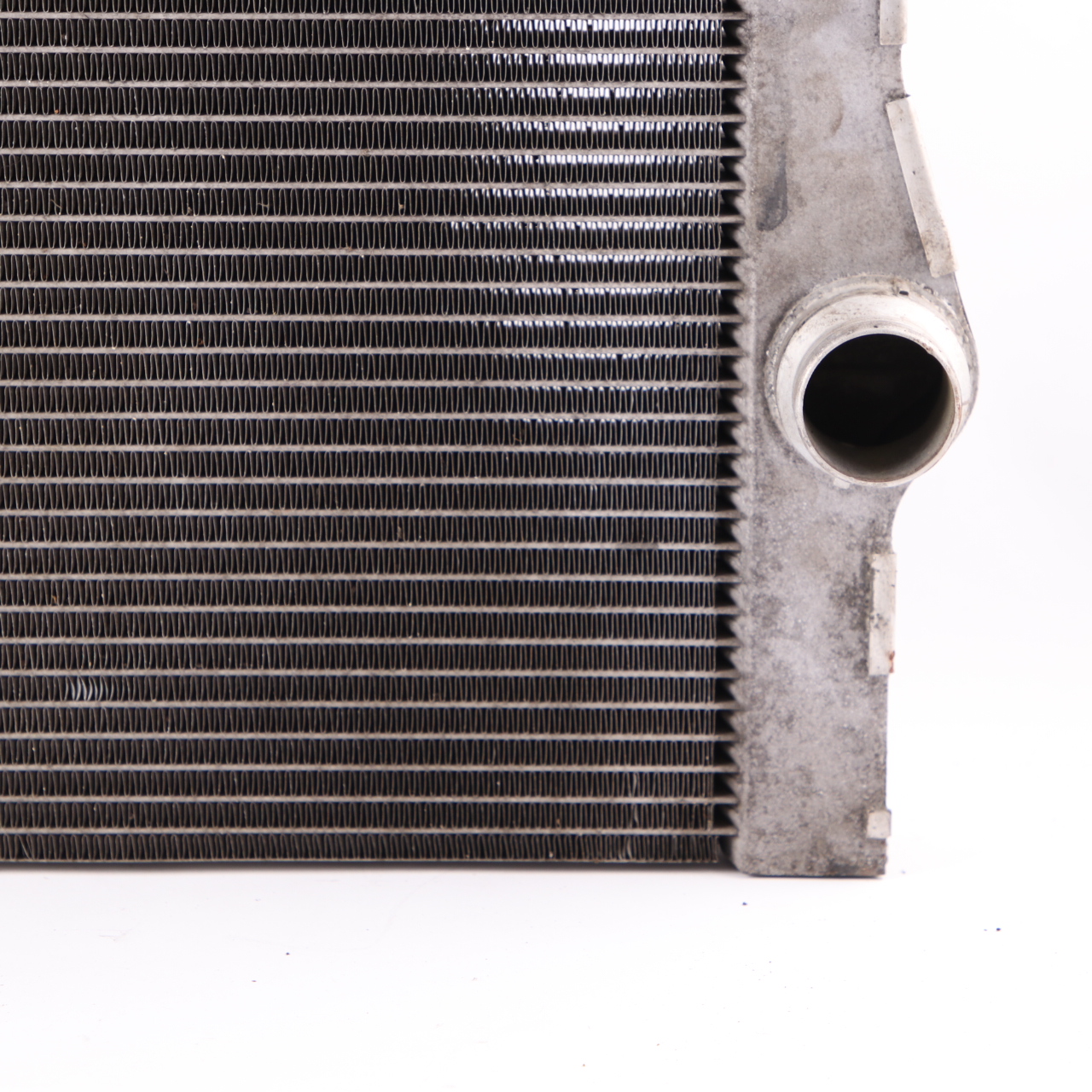 Coolant Radiator BMW F10 F11 Diesel Engine Cooling Radiator 8509177