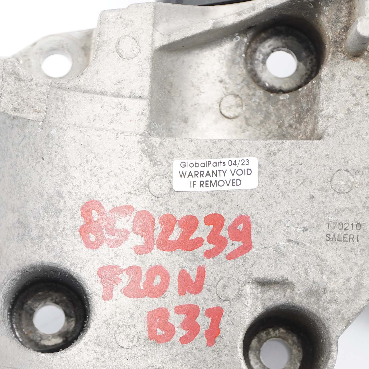 BMW F20 F21 LCI B37 Motorblock Wasser Kühlmittelpumpe Halterung Halterung