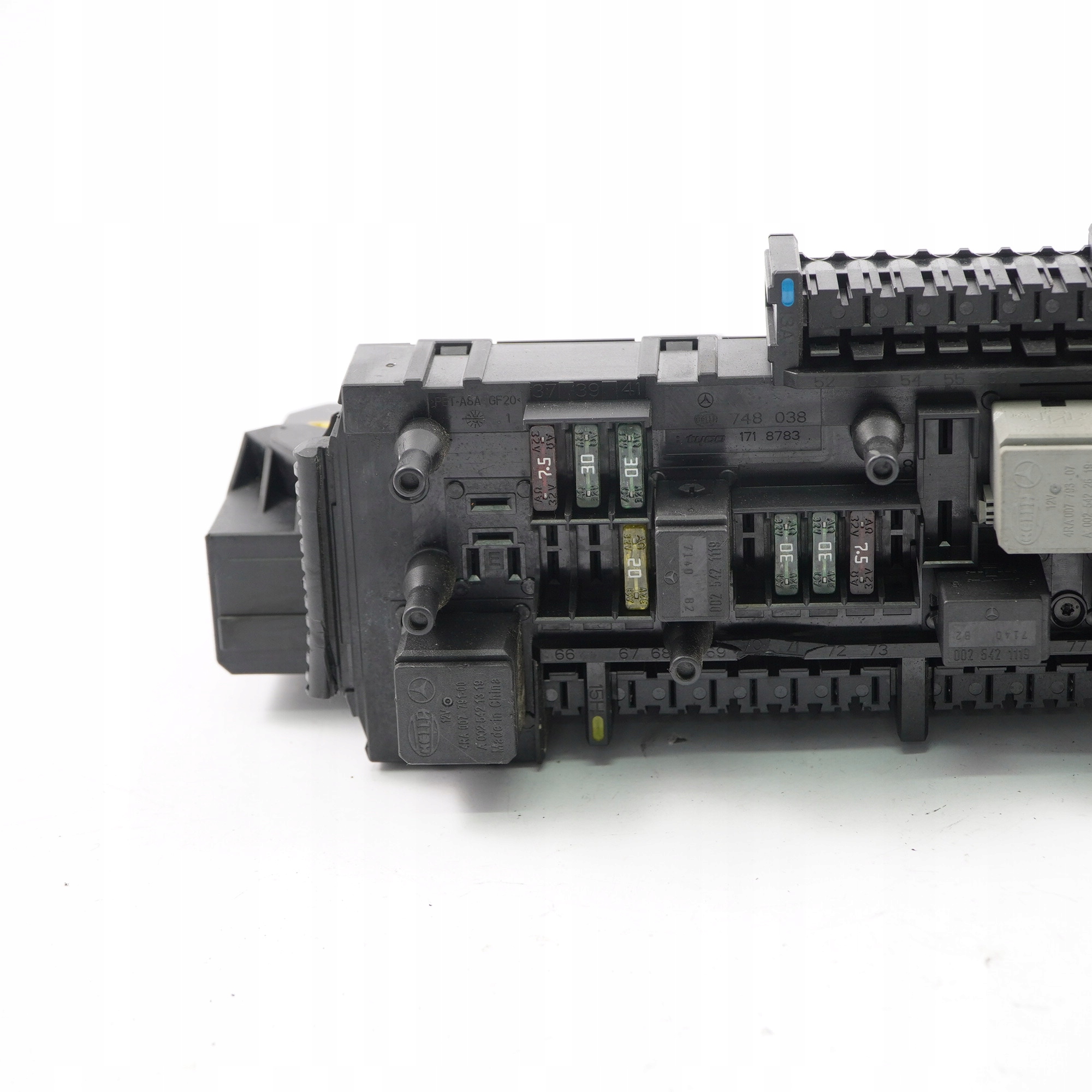 Mercedes-Benz W204 Fuse Box Relay Control Unit Electric Module SAM A2045453901