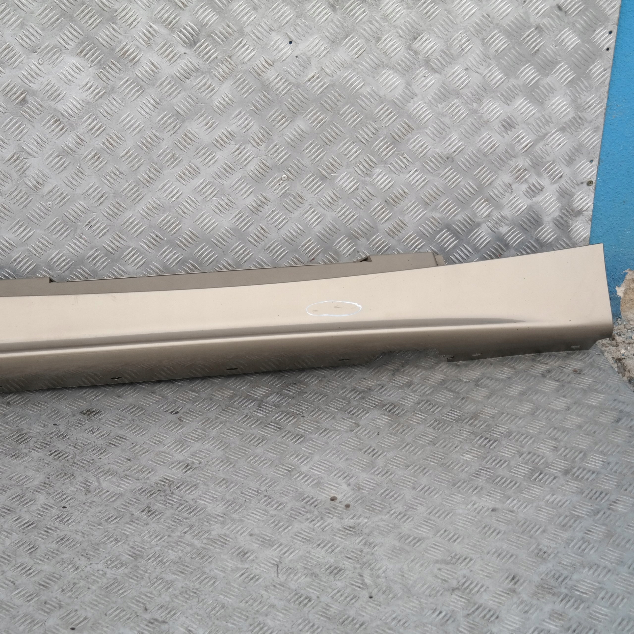 BMW 1 SERIES E87 Sill Strip Side Skirt Right O/S Sonora Metallic - A23