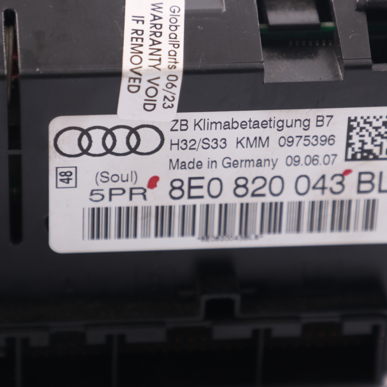 Audi A4 B7 Heater Climate Control A/C Air Conditioning Unit Panel 8E0820043