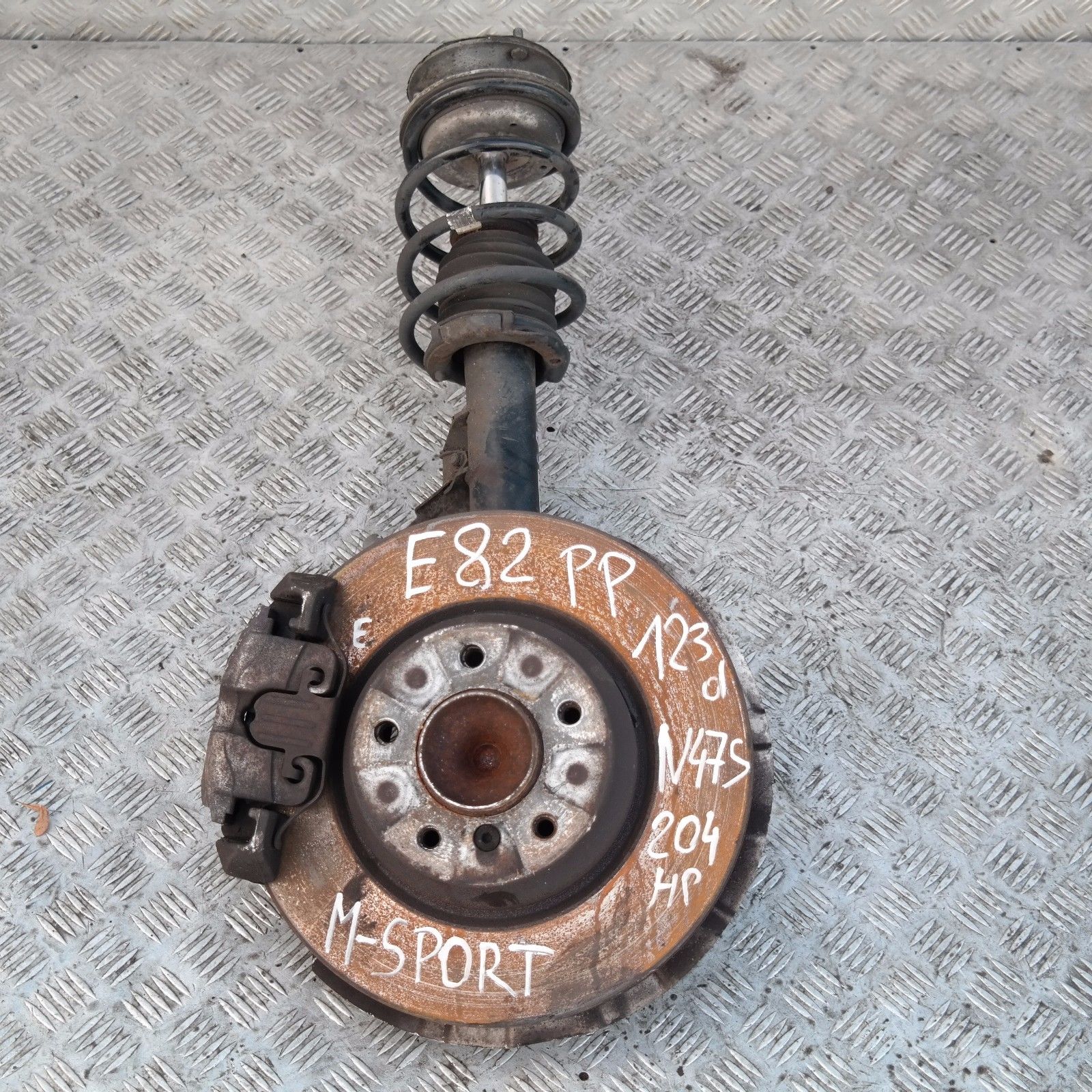 BMW 1 Series E82 M-SPORT FRONT RIGHT O/S LEG SUSPENSION AXLE BRAKE DISC HUB SET