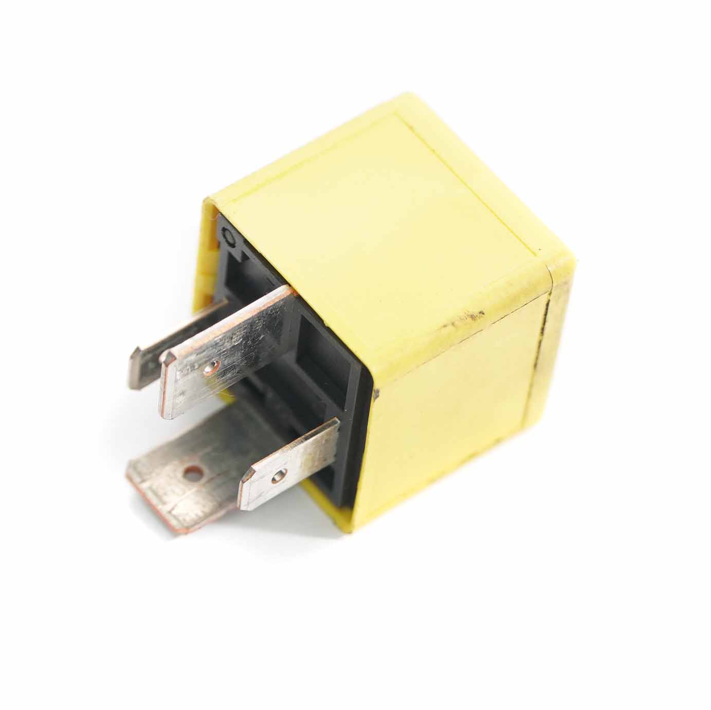 Vauxhall Opel Relay 4-Pin Tyco Unit Yellow 90226846